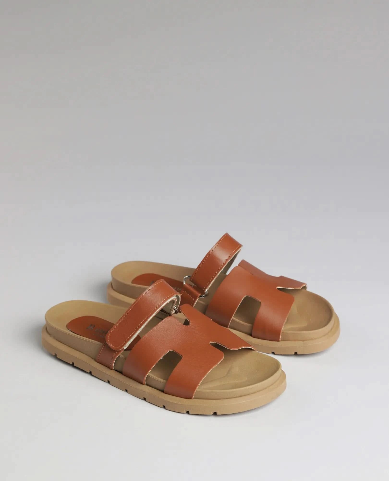 כפכפים שטוחים- סולה - B Unique