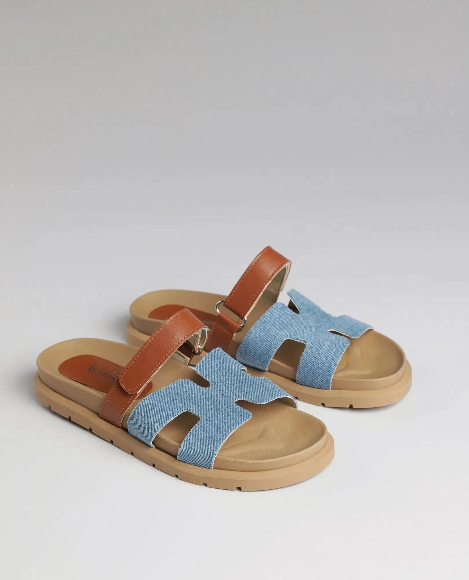 כפכפים שטוחים- סולה - B Unique