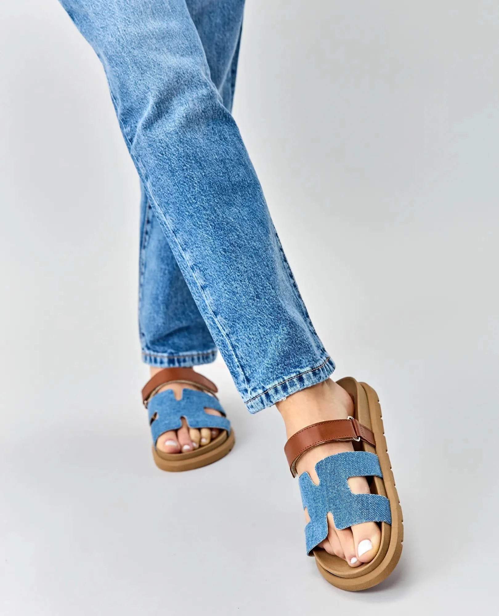 כפכפים שטוחים- סולה - B Unique