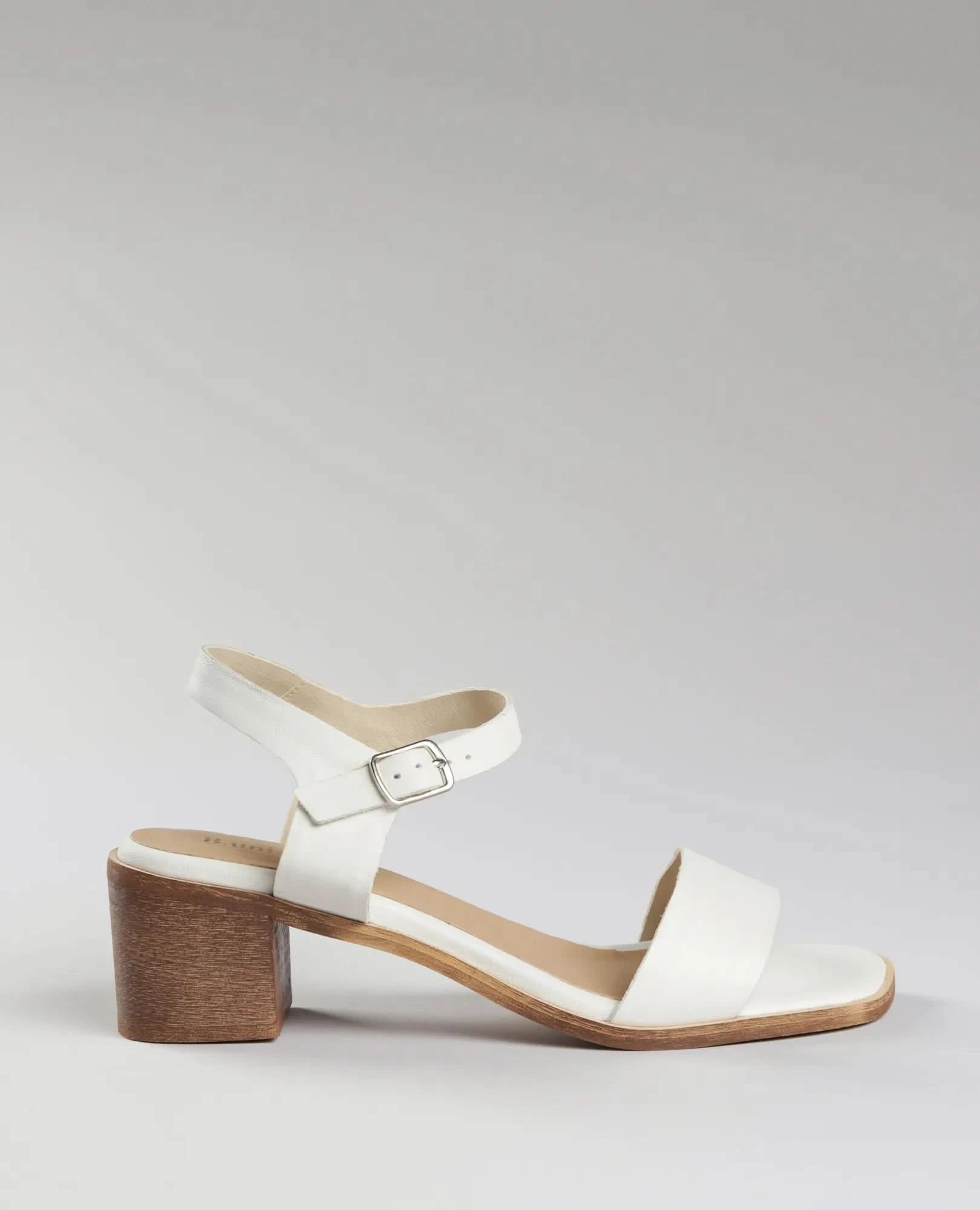 סנדלי עקב- לוסיה - B Unique - סנדלים