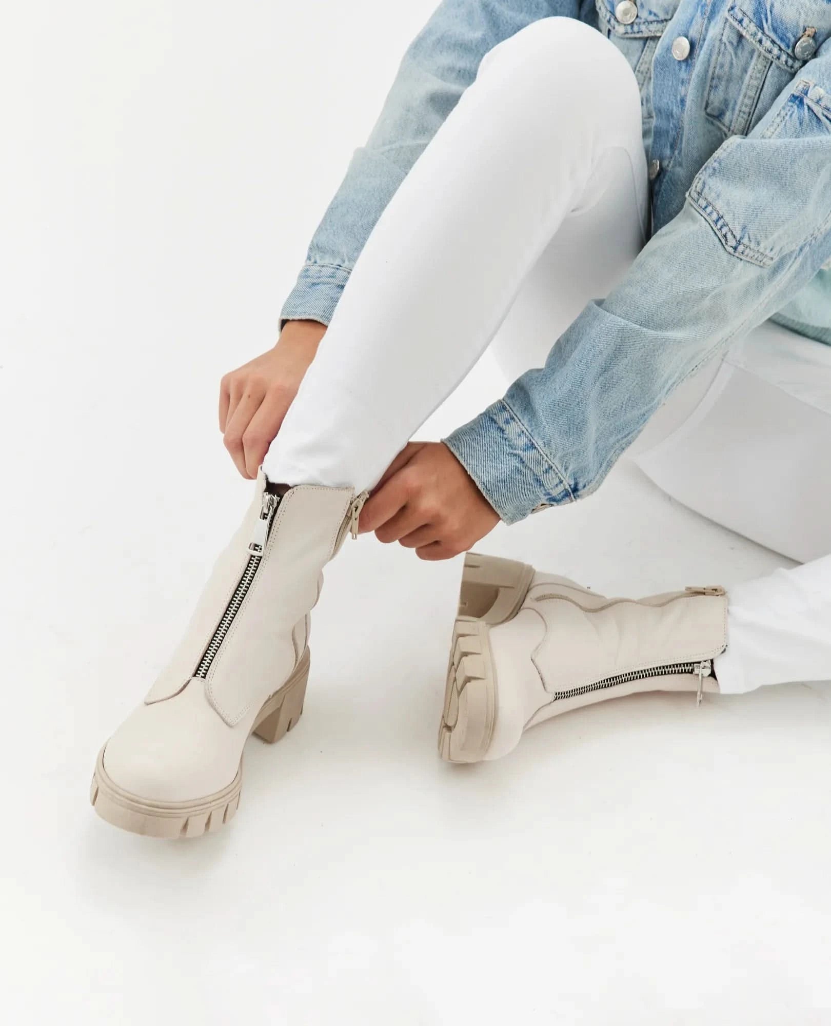 מגפוני נשים - רביד