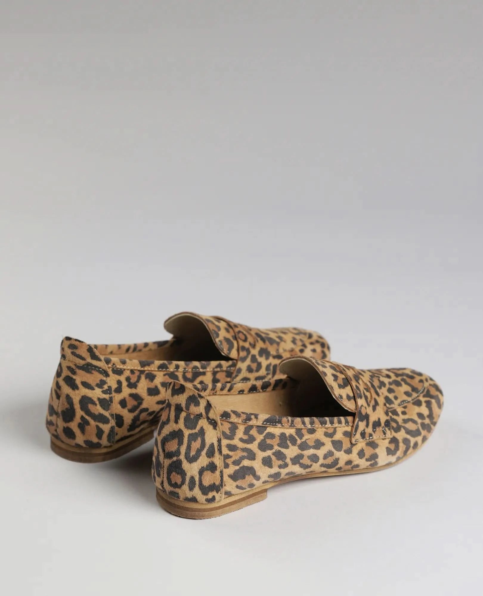 קורין - נעלי מוקסין מנומר - B Unique