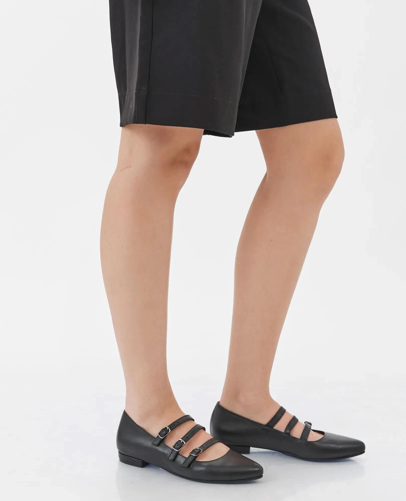 נעלי מרי ג'יין שטוחות