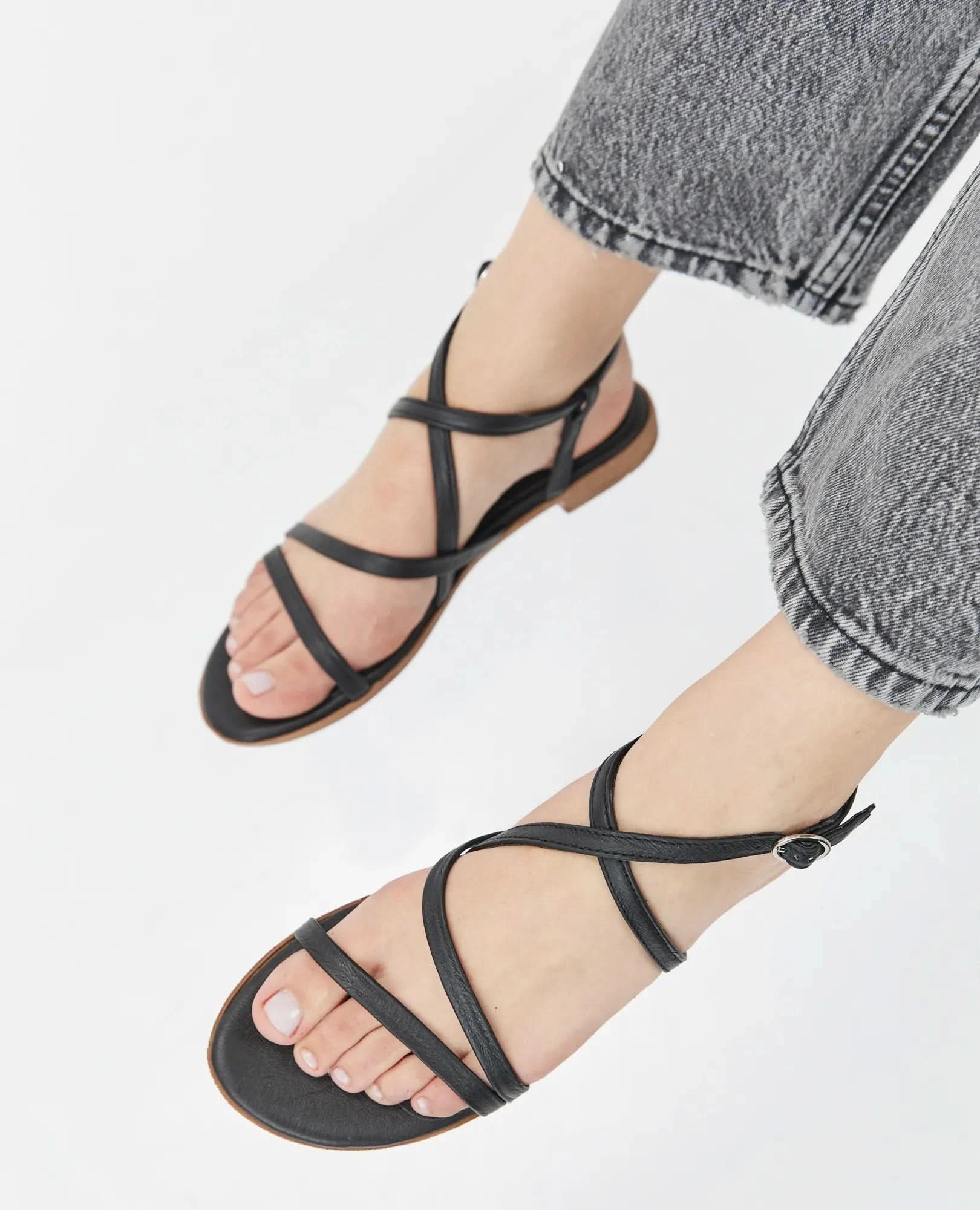 סנדלים שטוחים- שיראל