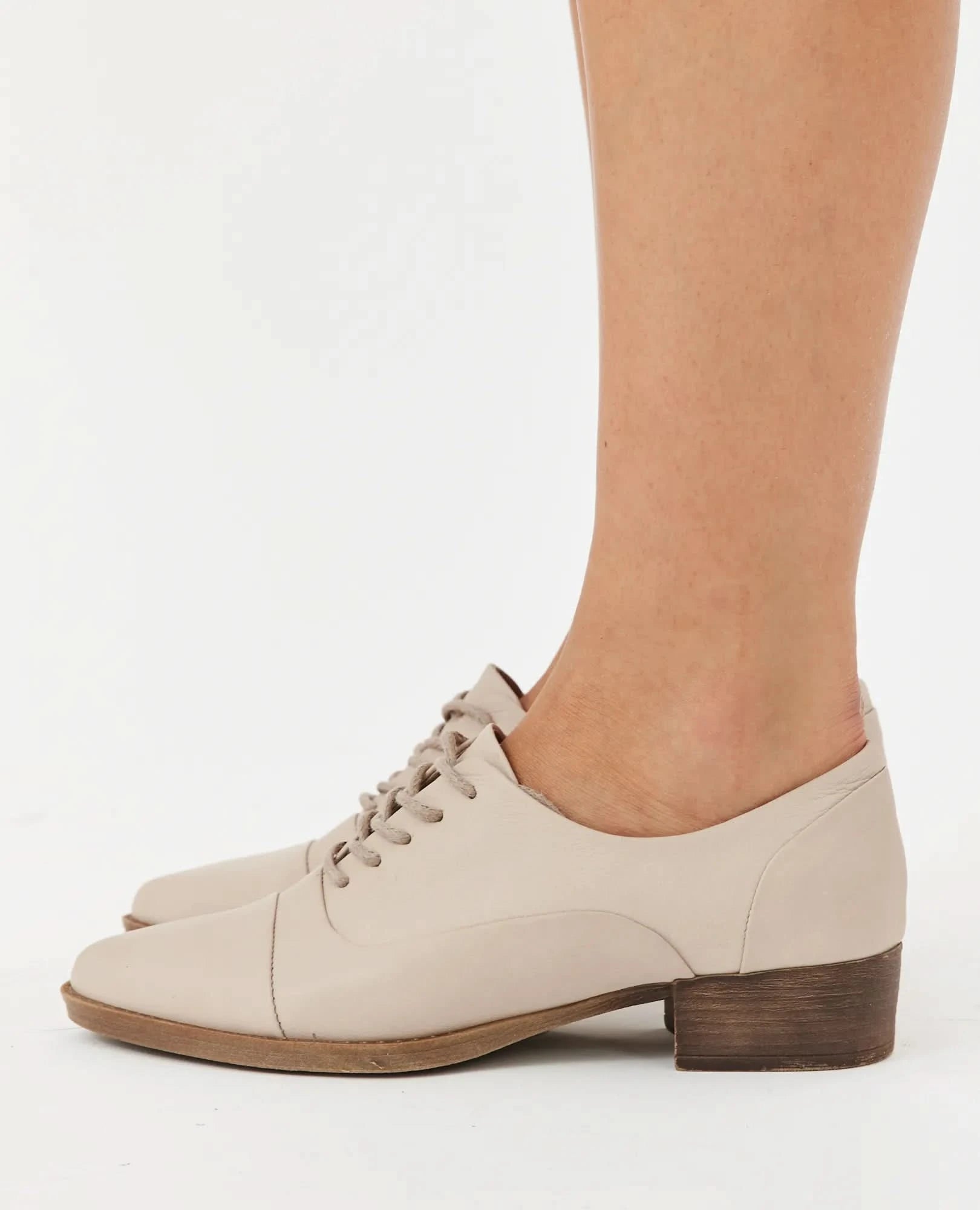 נעלי אוקספורד קלאסיות- נדין