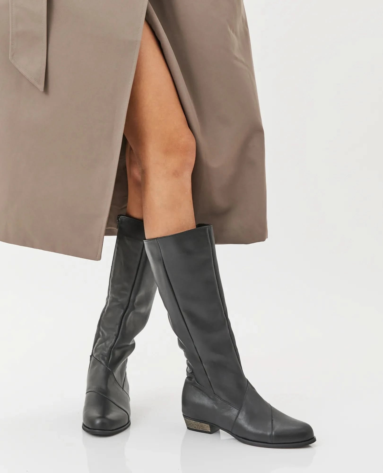 מגפיים - מגפיים לנשים מעור איכותי - דגם מגפי עמנואל - בי יוניק