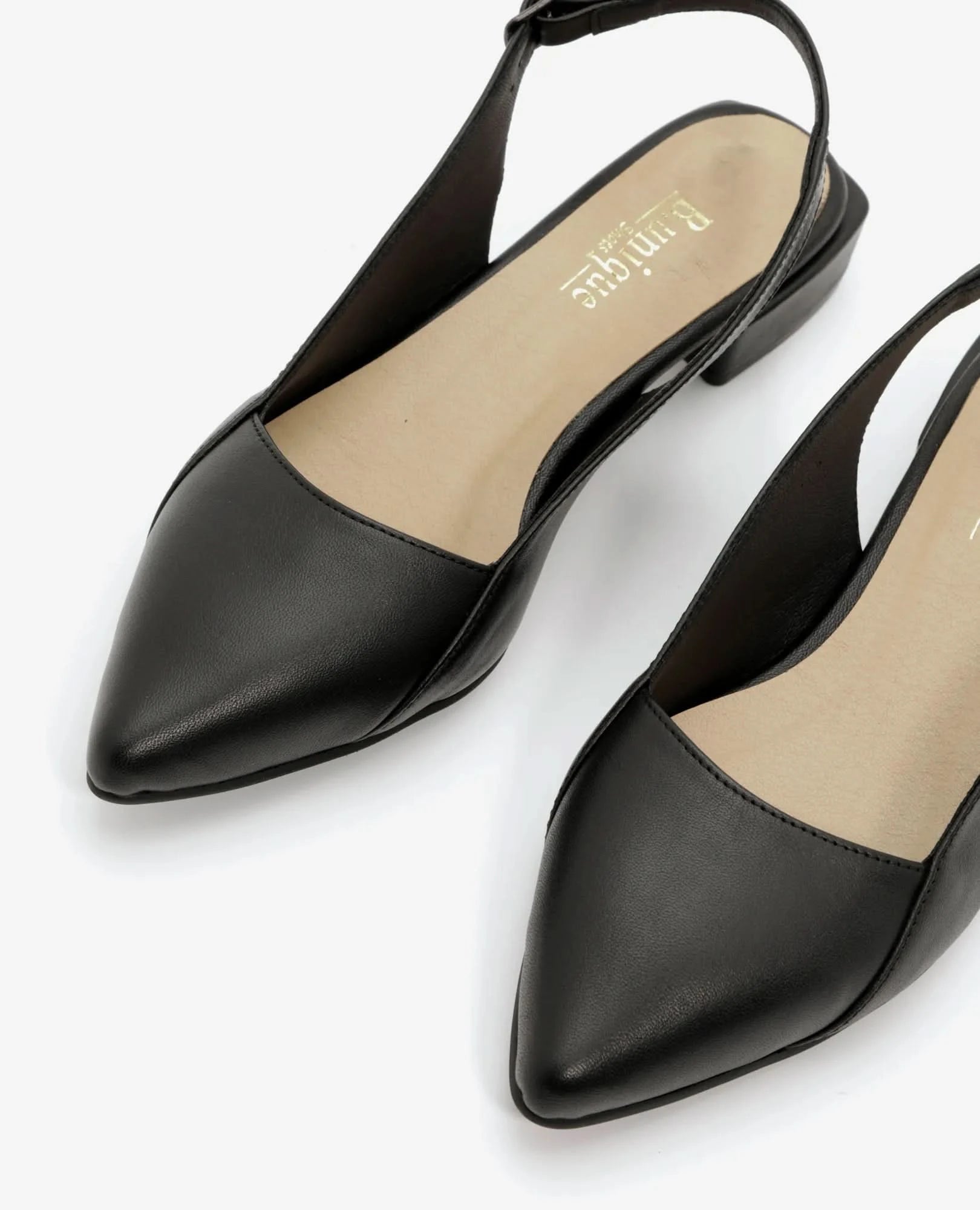 נעלי סירה פתוחות -אדווה