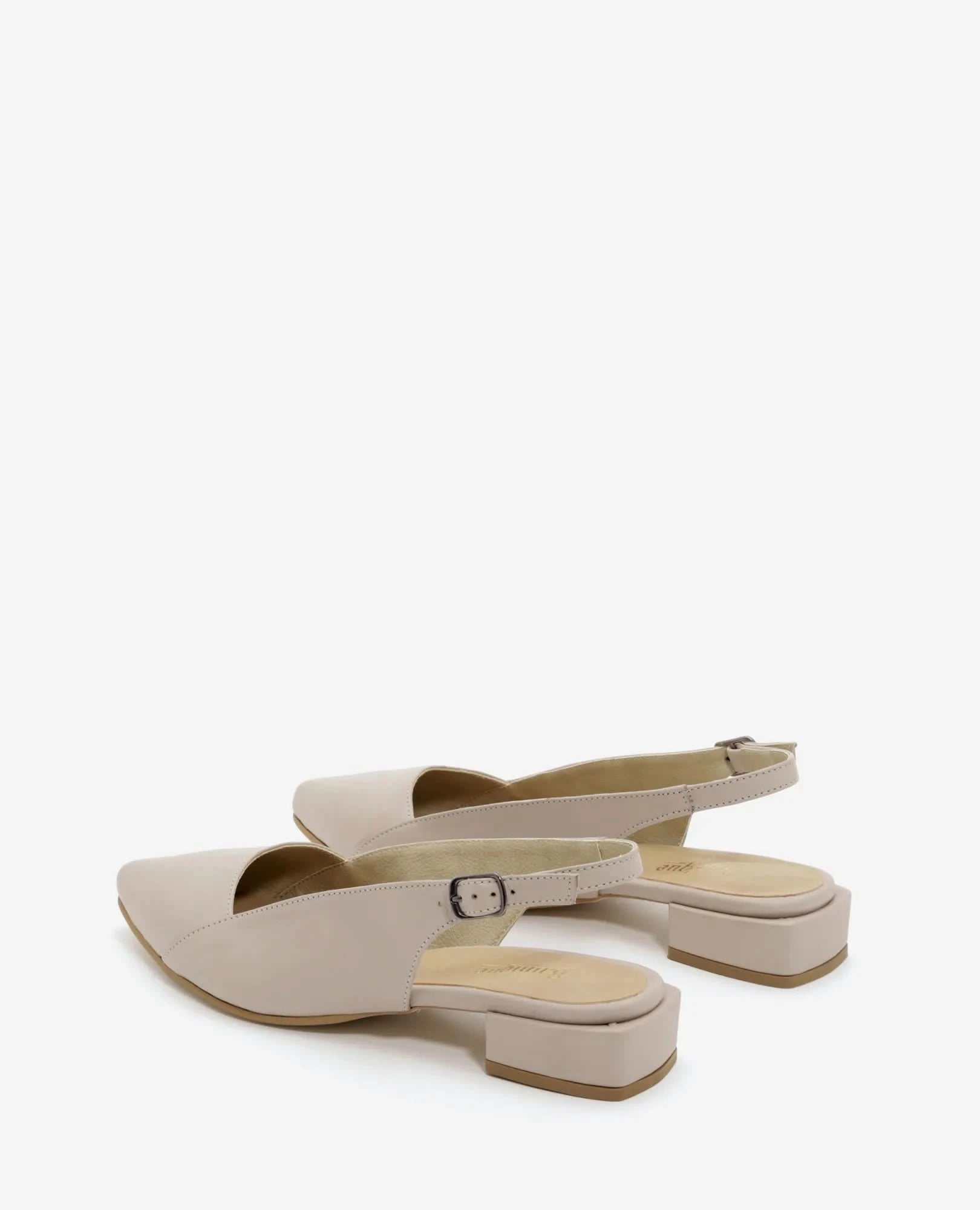 נעלי סירה פתוחות -אדווה