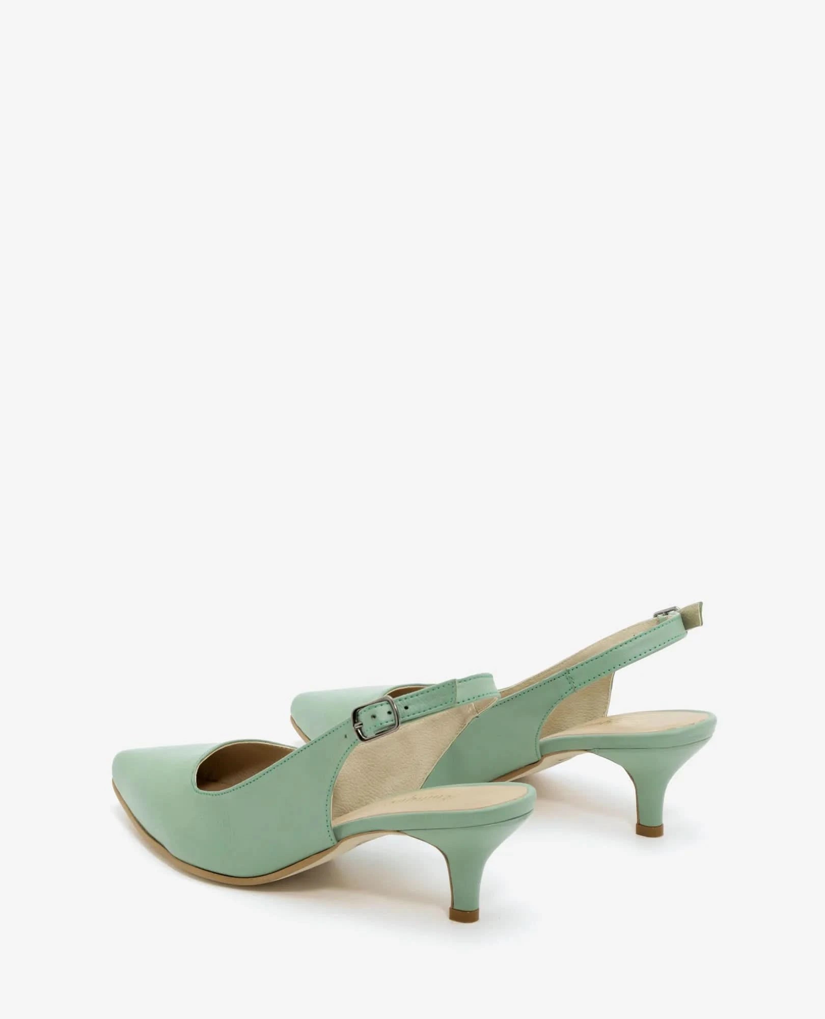 כפכפי עקב שפיץ- לוריין