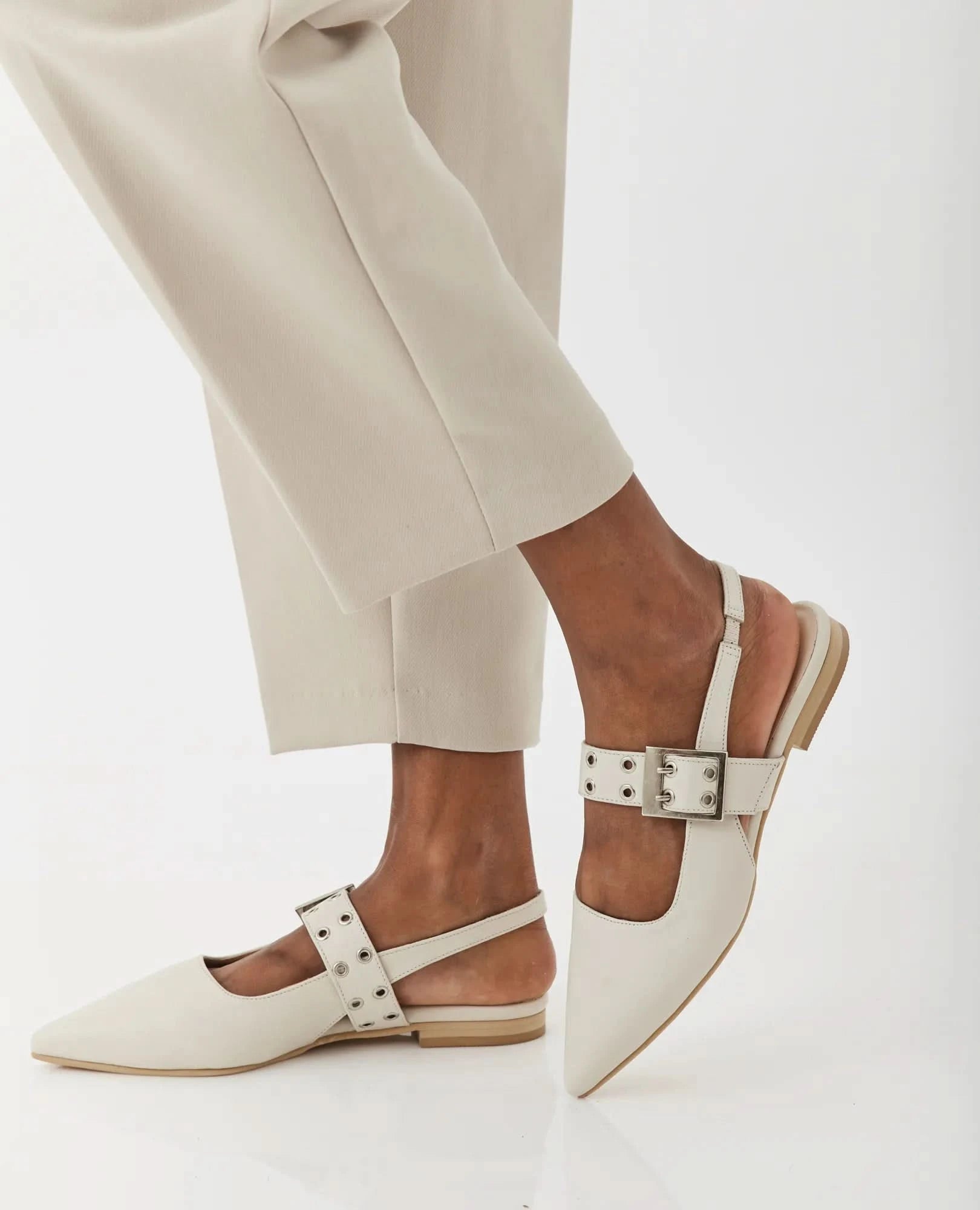 נעלי סירה אלגנטיות מעור איכותי ורך דגם לואיז בי יוניק