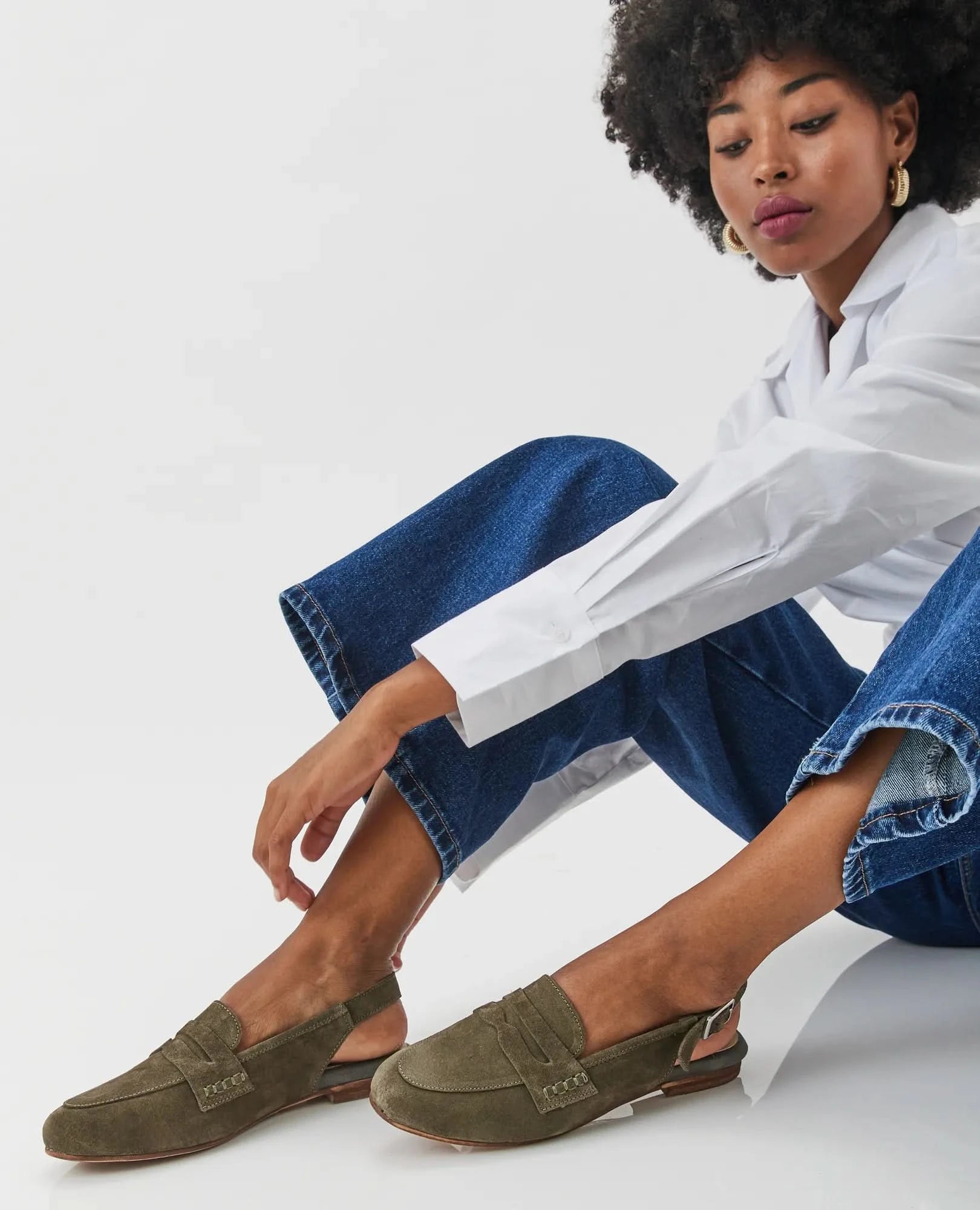 נעלי מוקסין לנשים מעור זמש איכותי דגם לורי | נעלי נשים בי יוניק