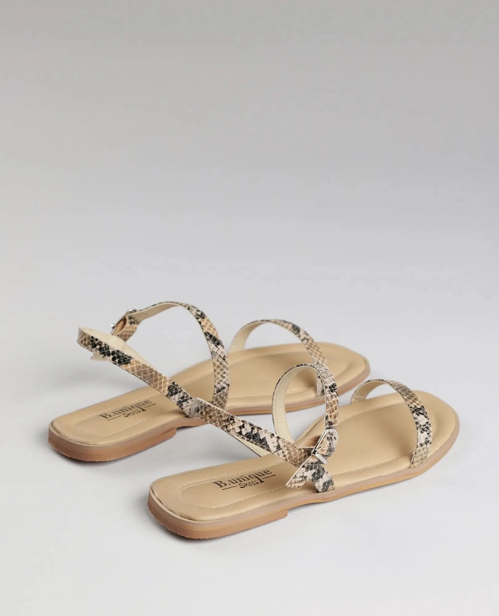 סנדלי רצועות- אינגריד - B Unique