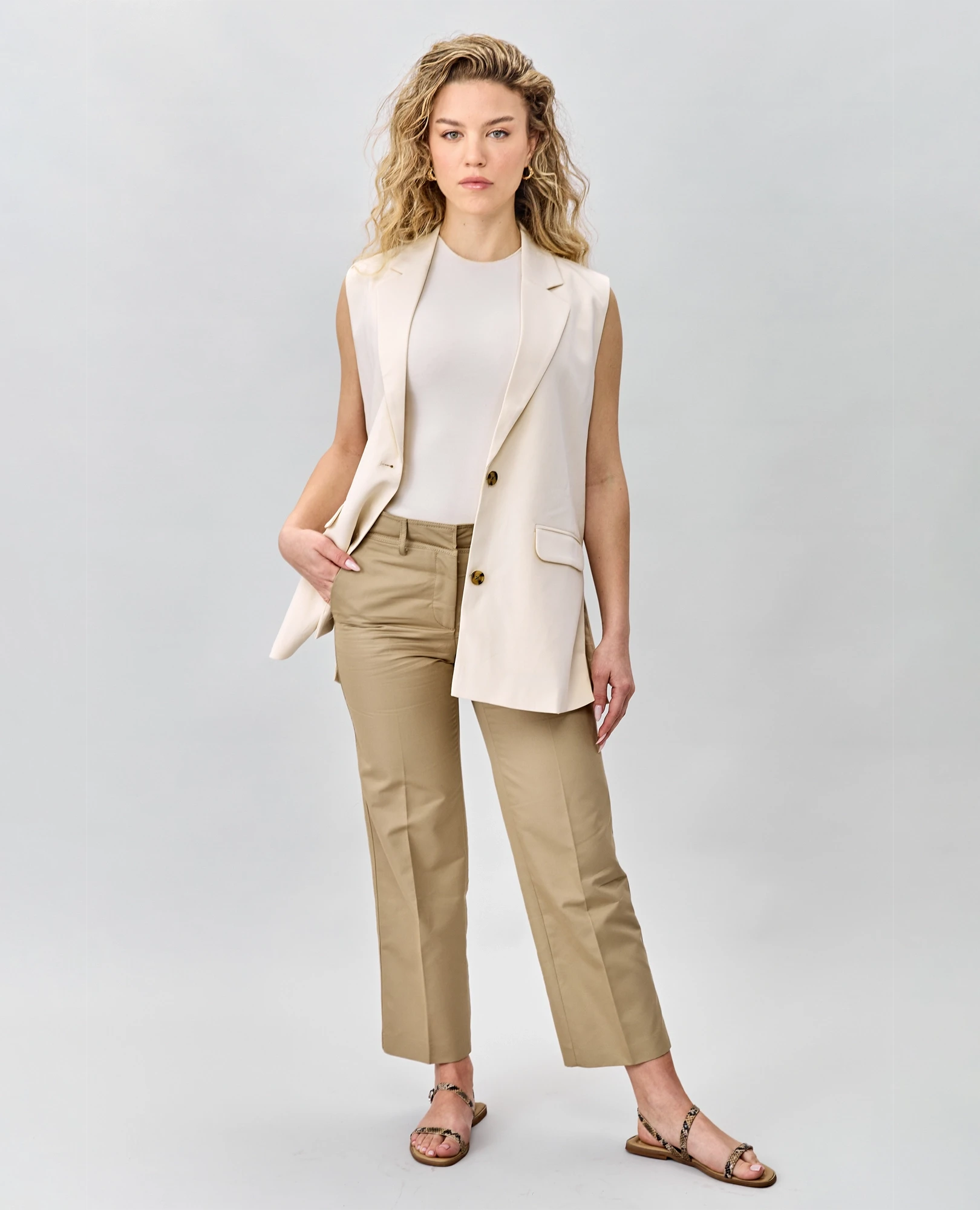 סנדלי רצועות- אינגריד - B Unique