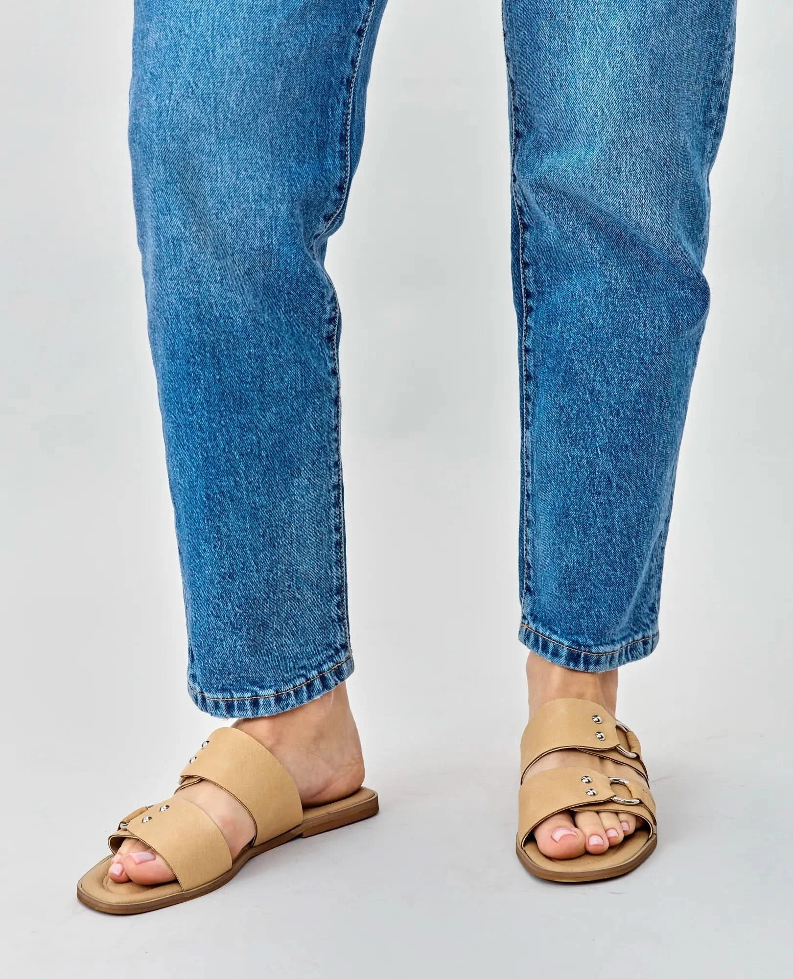 כפכפי ניטים- אליזבת - B Unique