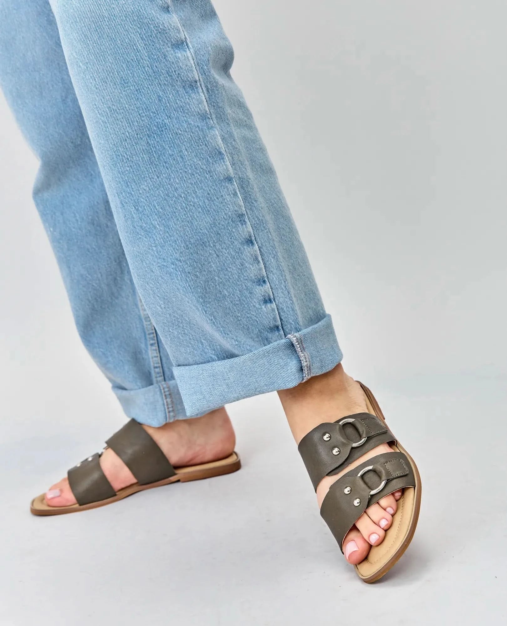 כפכפי ניטים- אליזבת - B Unique