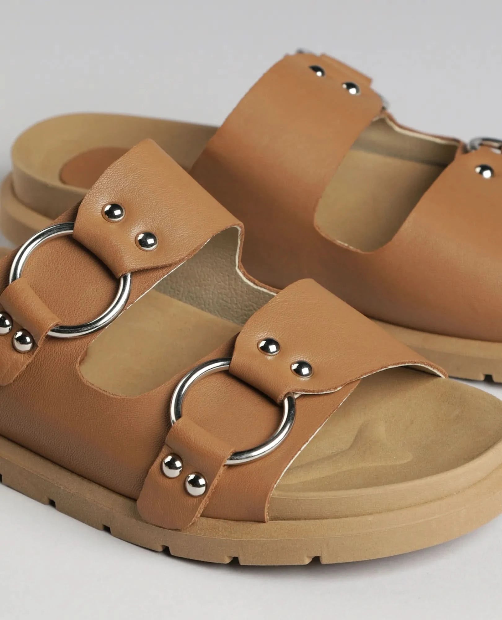 כפכפי רצועות - אמנדה - B Unique