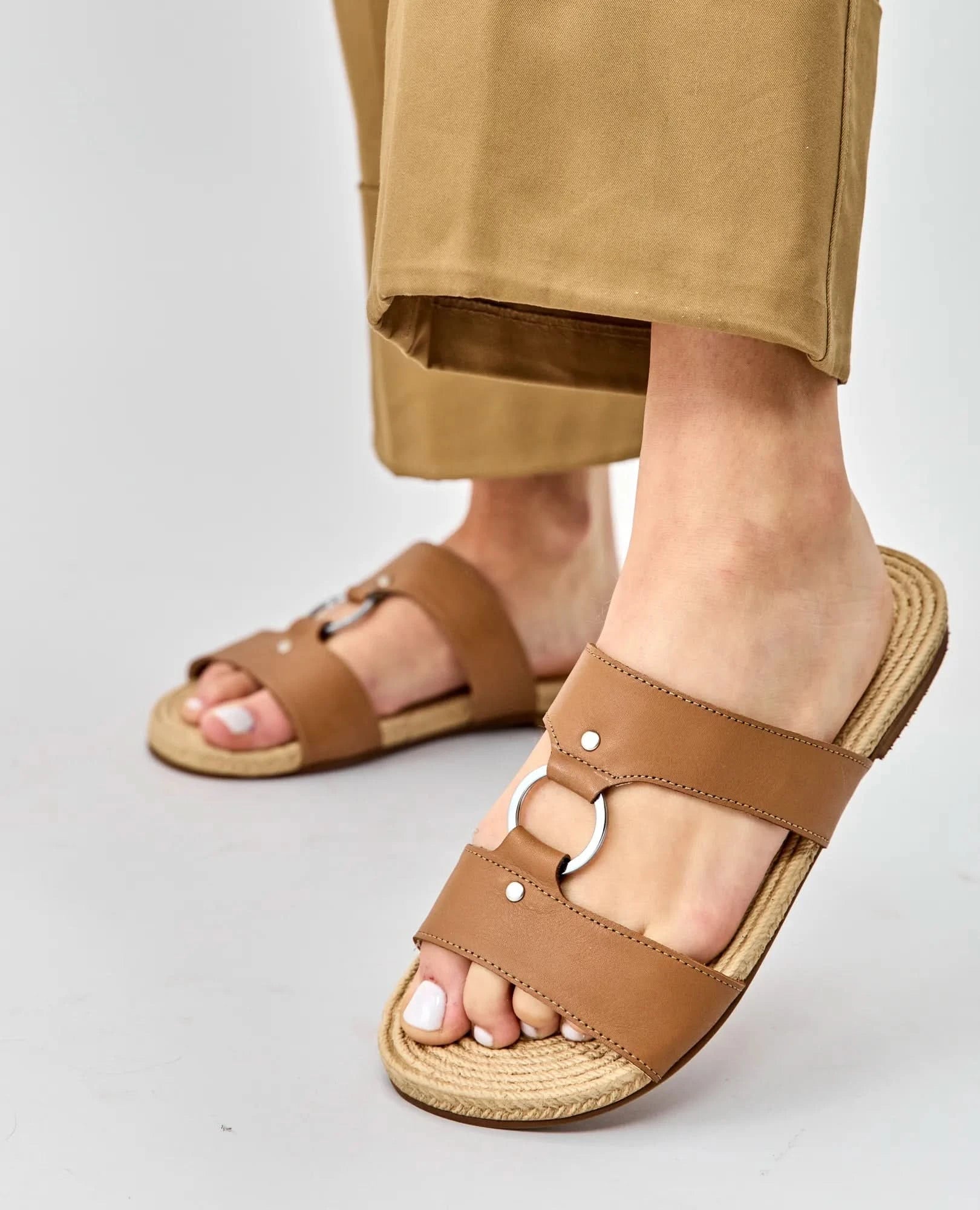 כפכפים שטוחים - טביתה - B Unique