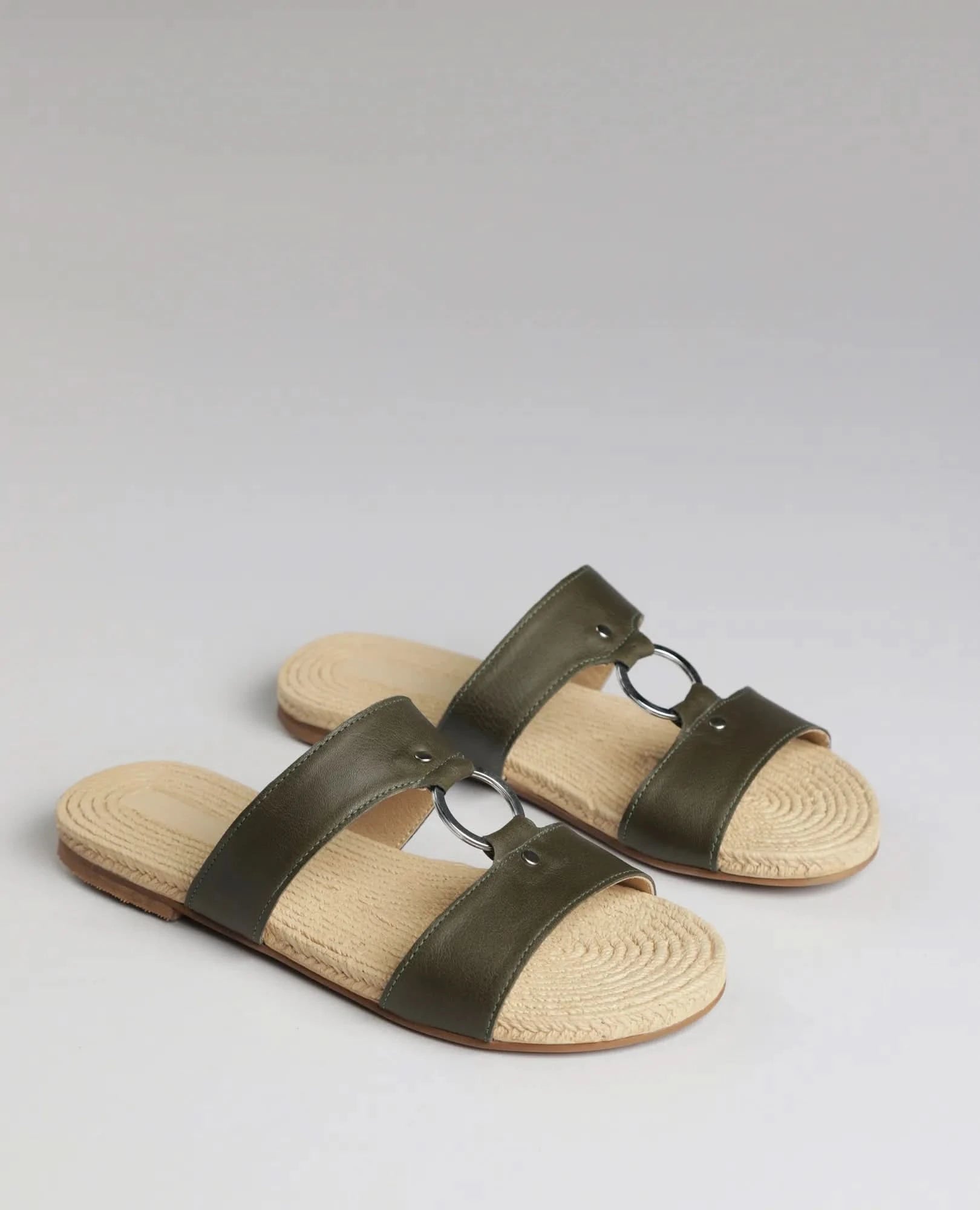 כפכפים שטוחים - טביתה - B Unique