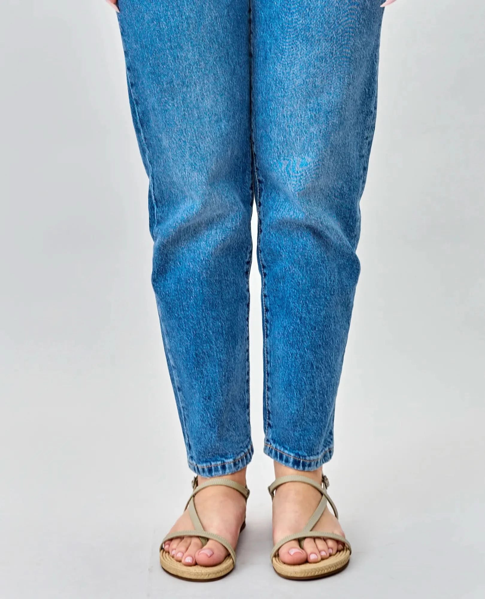 סנדלי אצבע - טטאינה - B Unique