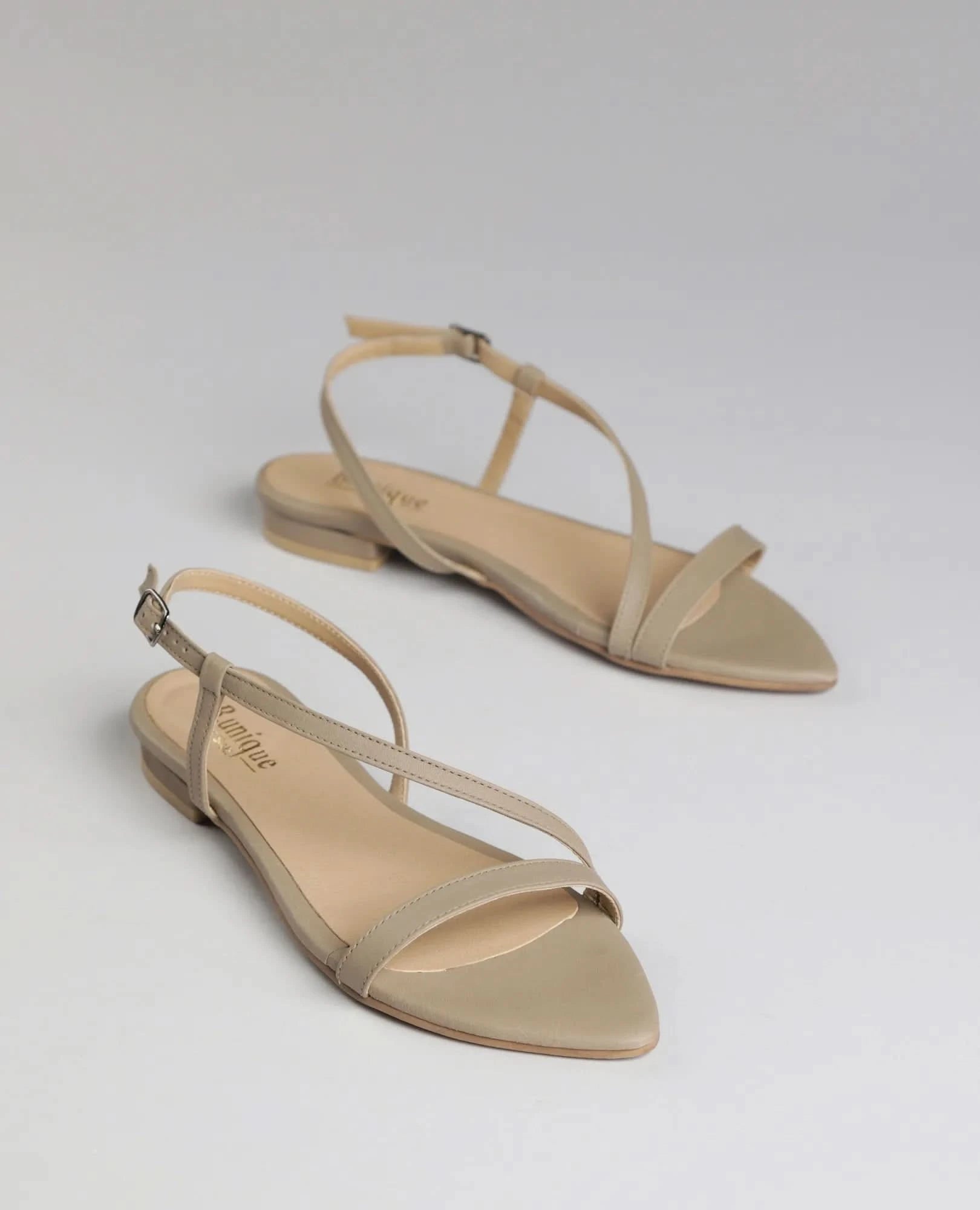 סנדלי שפיץ - מגי - B Unique