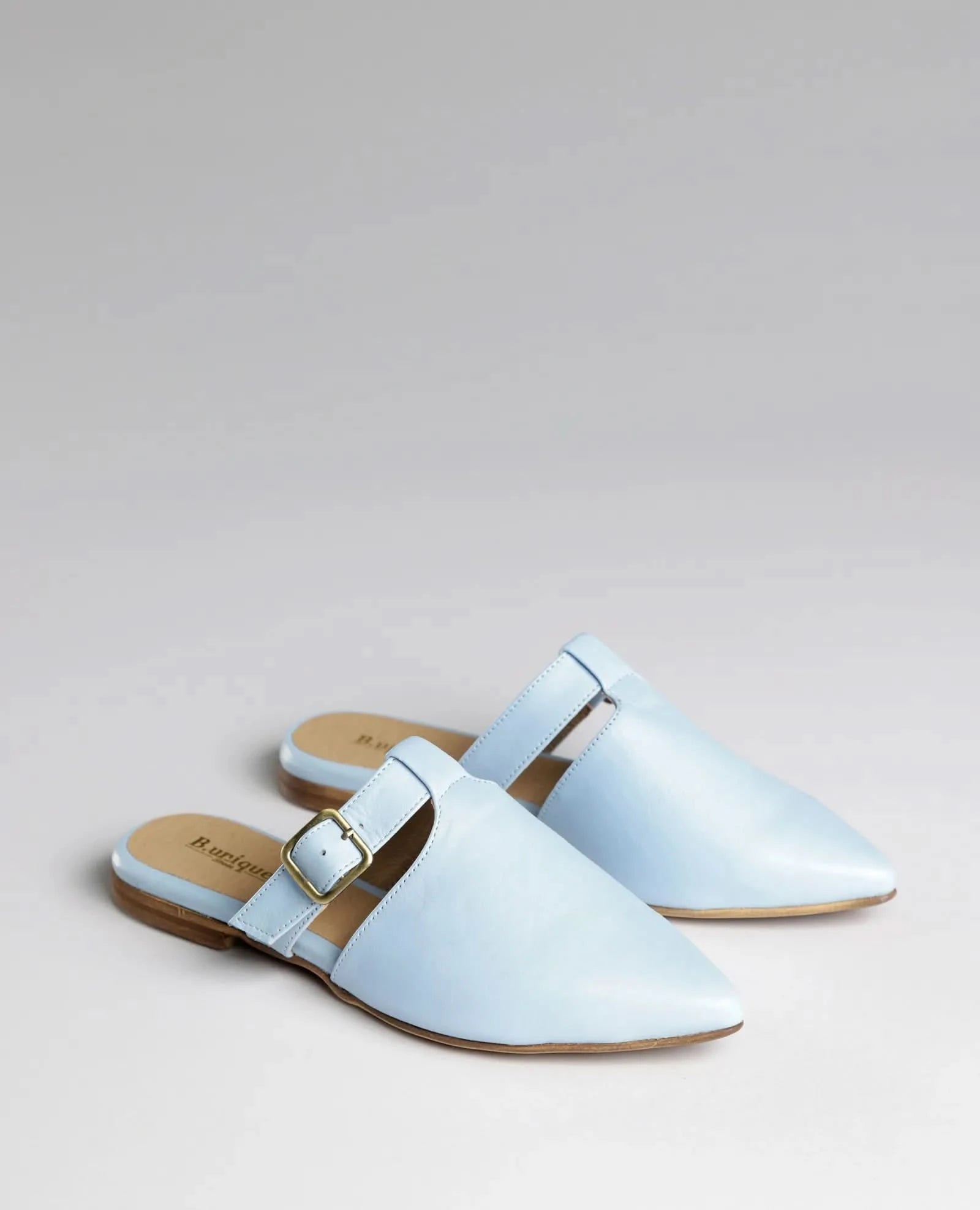 כפכפי שפיץ שטוחים - שירלי - B Unique