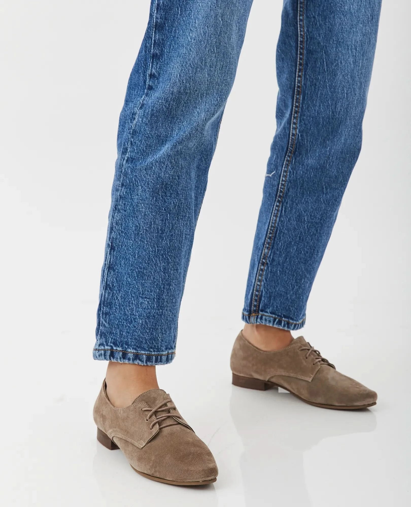 נעלי אוקספורד שטוחות מעור איכותי דגם אליסיה | נעלי נשים בי יוניק