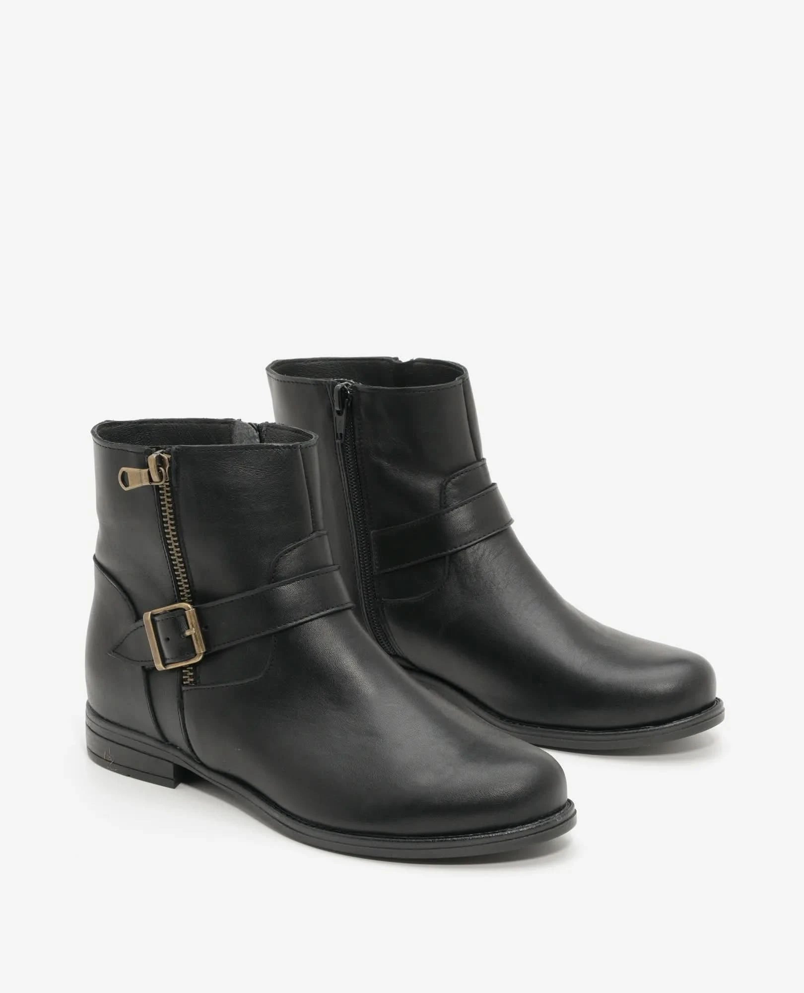 מגפונים קלאסיים לנשים דגם תמר | מגפונים מעור לנשים | בי יוניק