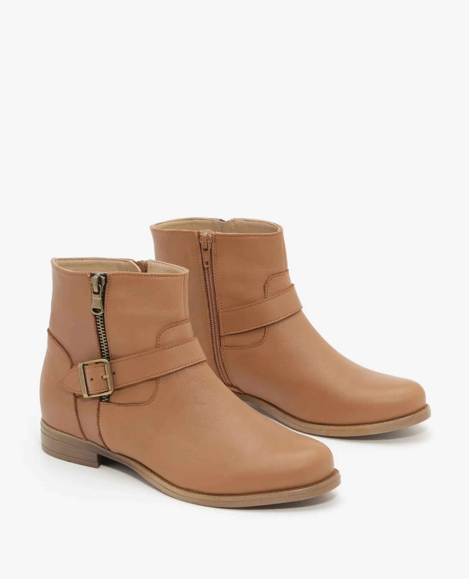 מגפונים קלאסיים לנשים דגם תמר | מגפונים מעור לנשים | בי יוניק