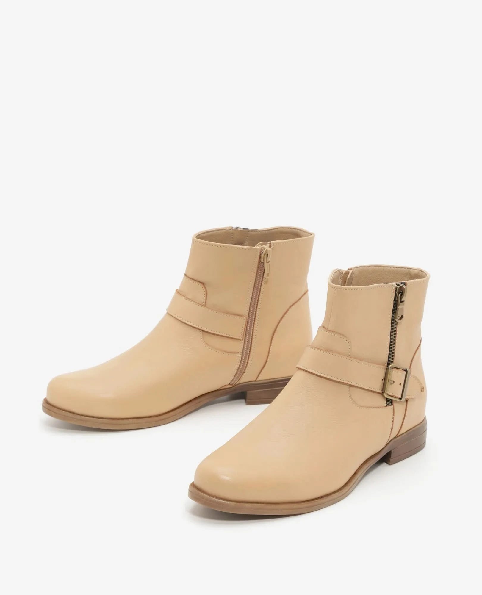 מגפונים קלאסיים לנשים דגם תמר | מגפונים מעור לנשים | בי יוניק