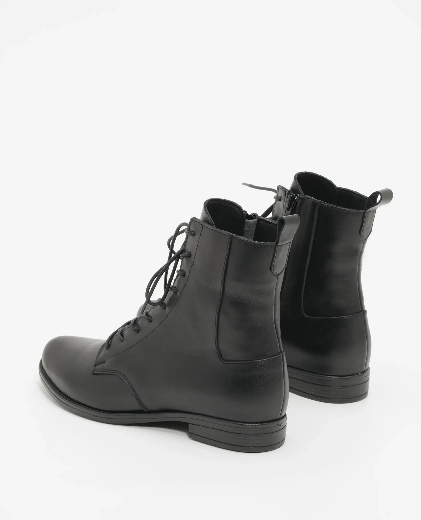 מגפוני שרוכים קלאסים דגם כנרת | מגפונים מעור לנשים - בי יוניק