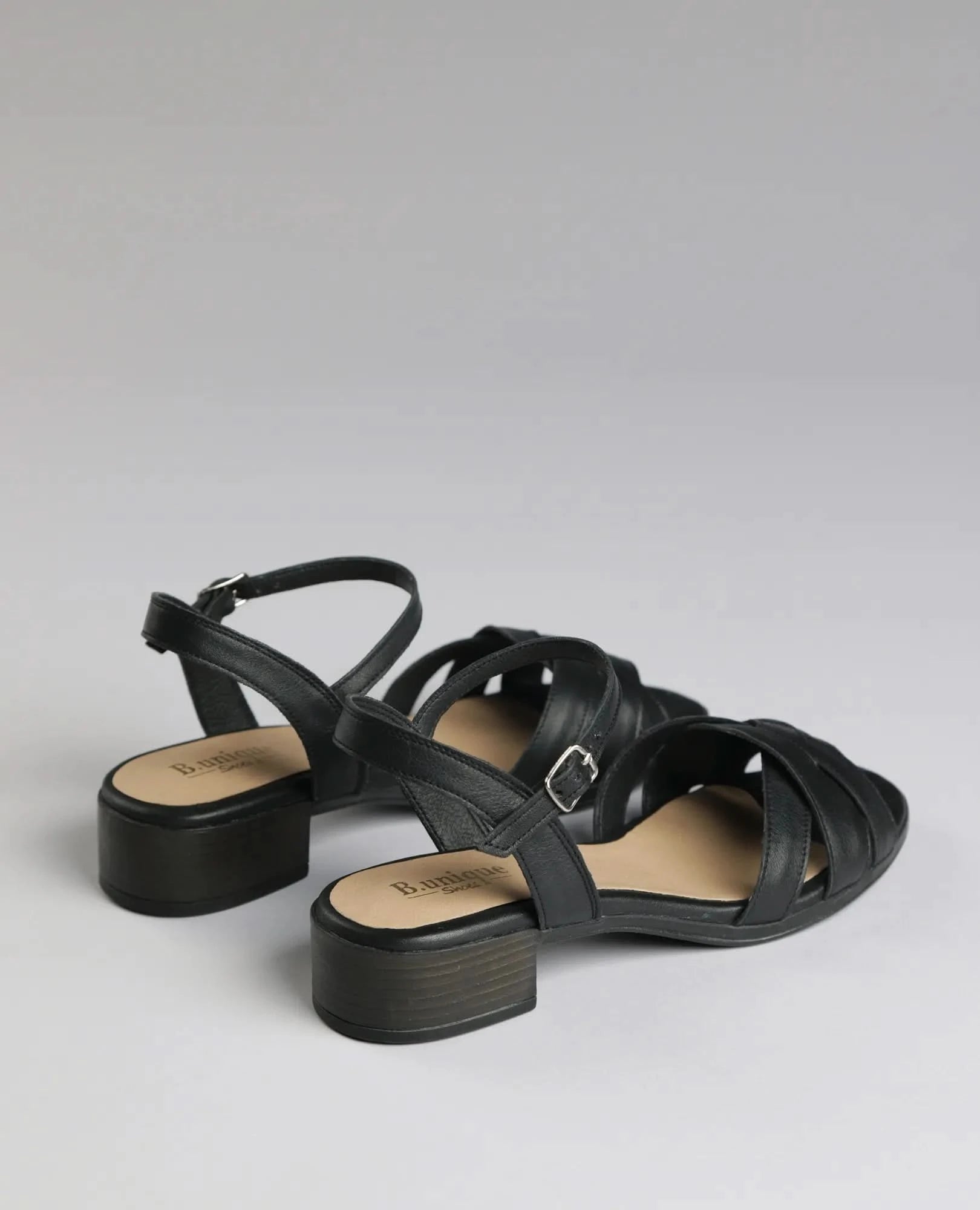 סנדלי רצועות - ויויאן - B Unique