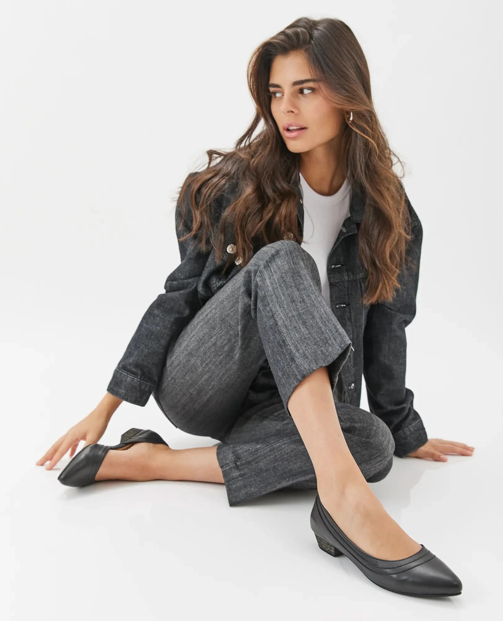 נעלי סירה אלגנטיות עם עקב נמוך דגם מלאני- באתר ובחנויות בי יוניק