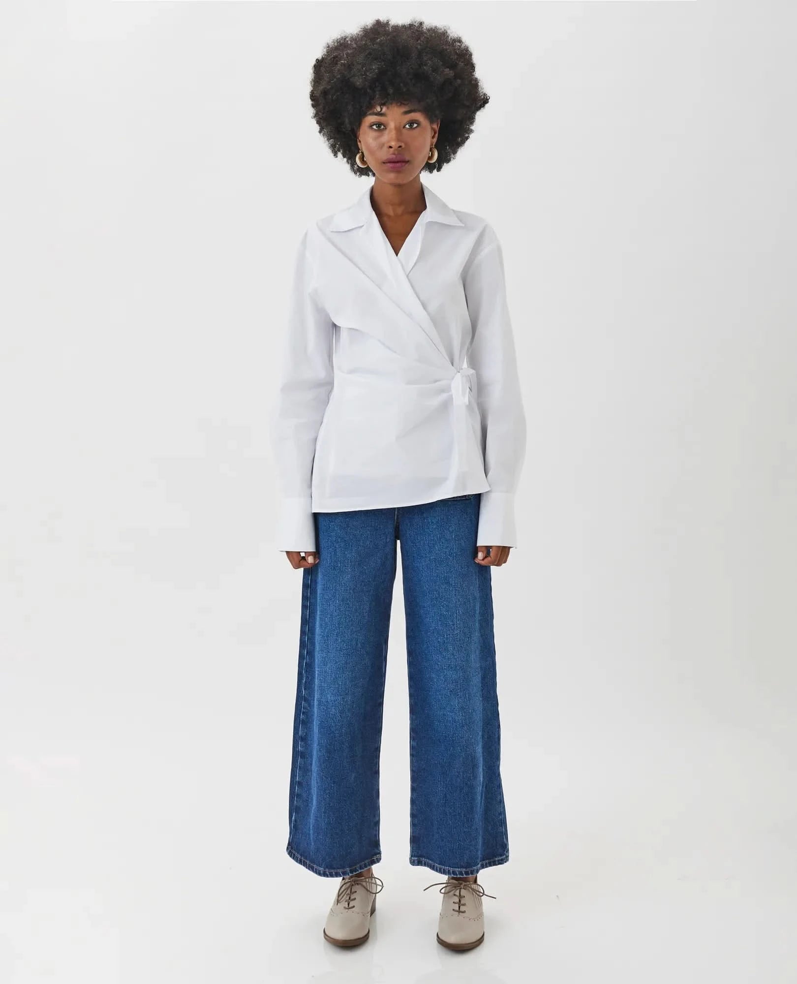 נעלי עור קלאסיות דגם רוית | נעלי נשים בחנויות ובאתר בי יוניק