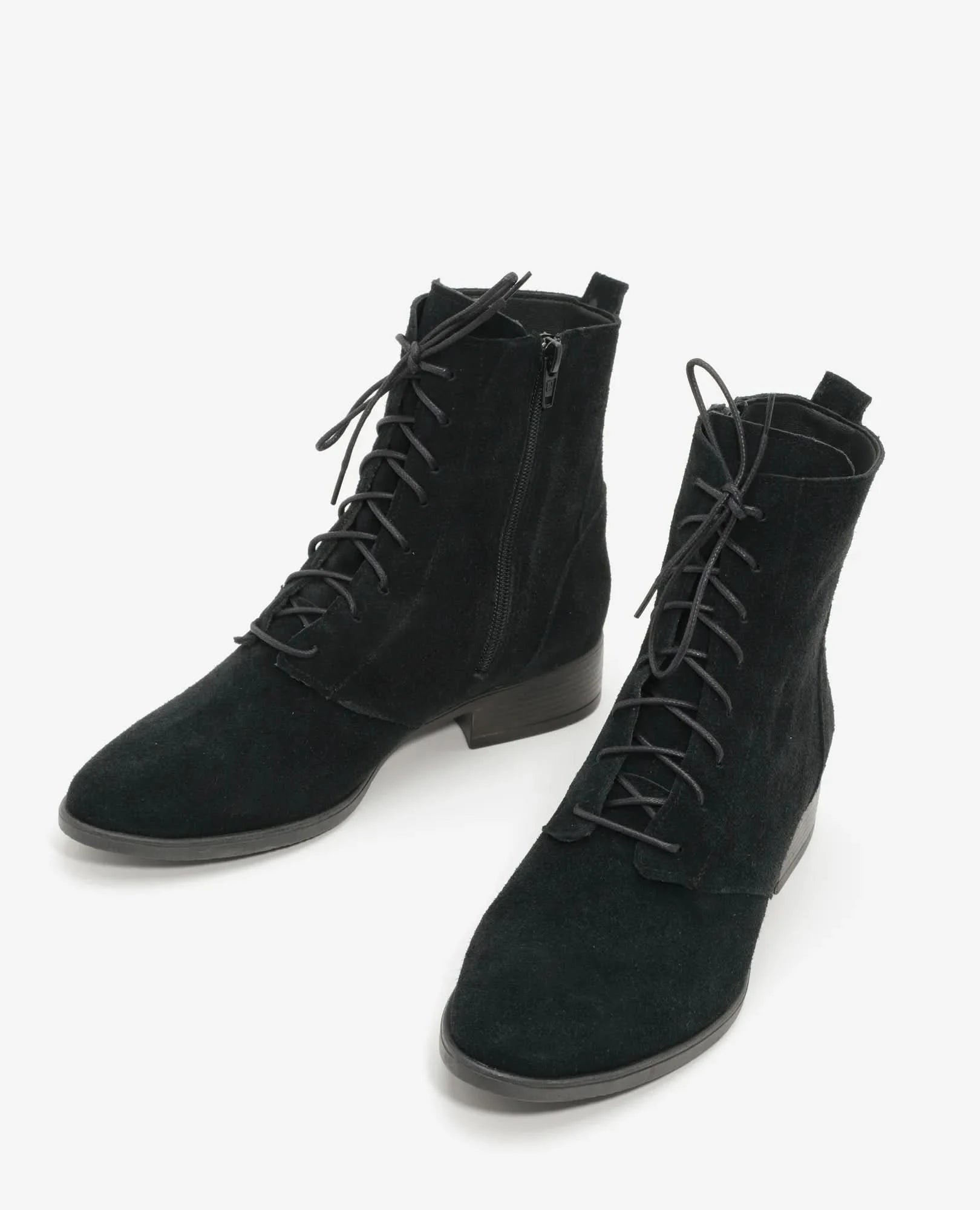 מגפונים קלאסיים עם שרוכים דגם עמית | מגפונים לנשים בי יוניק