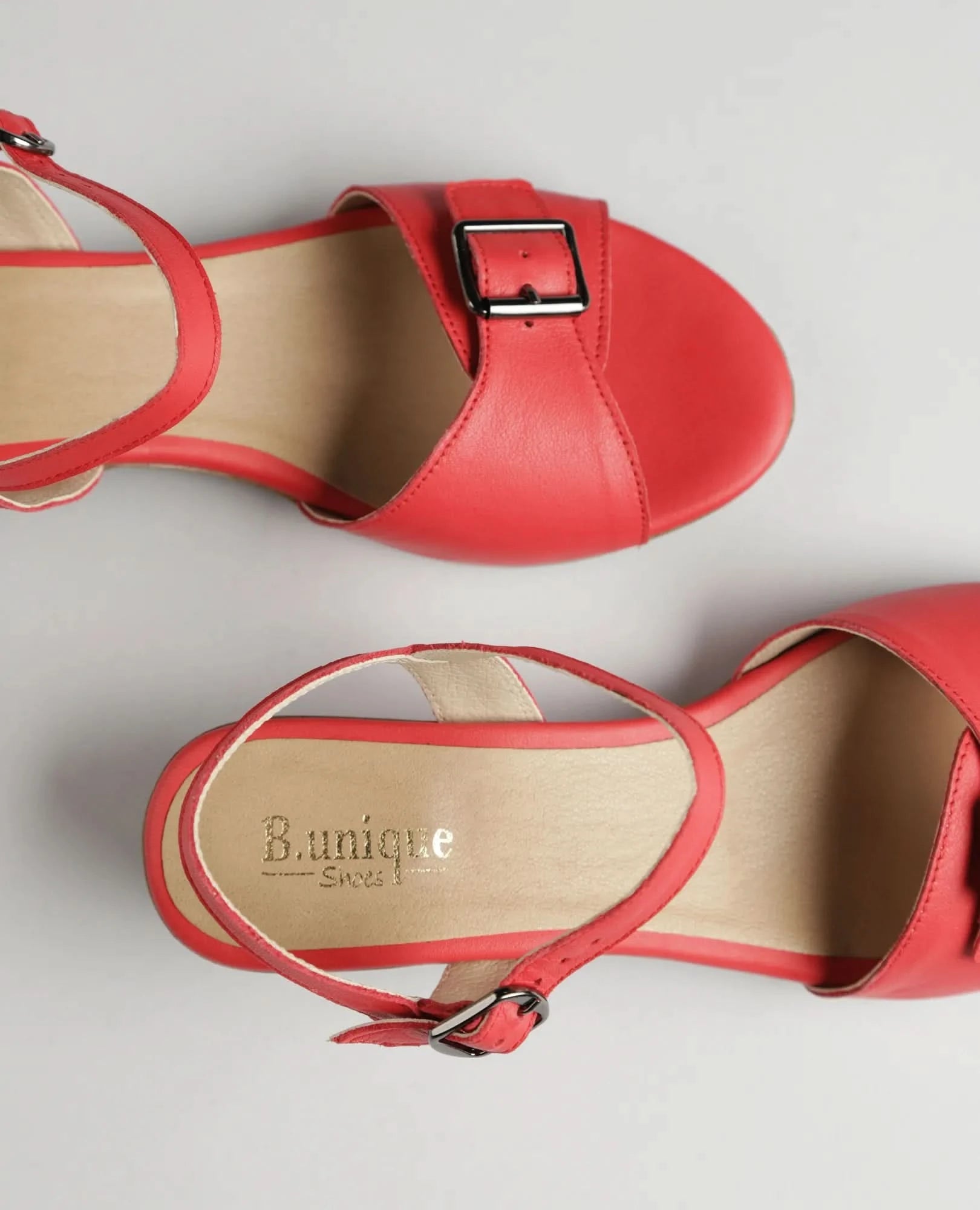 סנדלים קלאסיים - ג'וליאן - B Unique