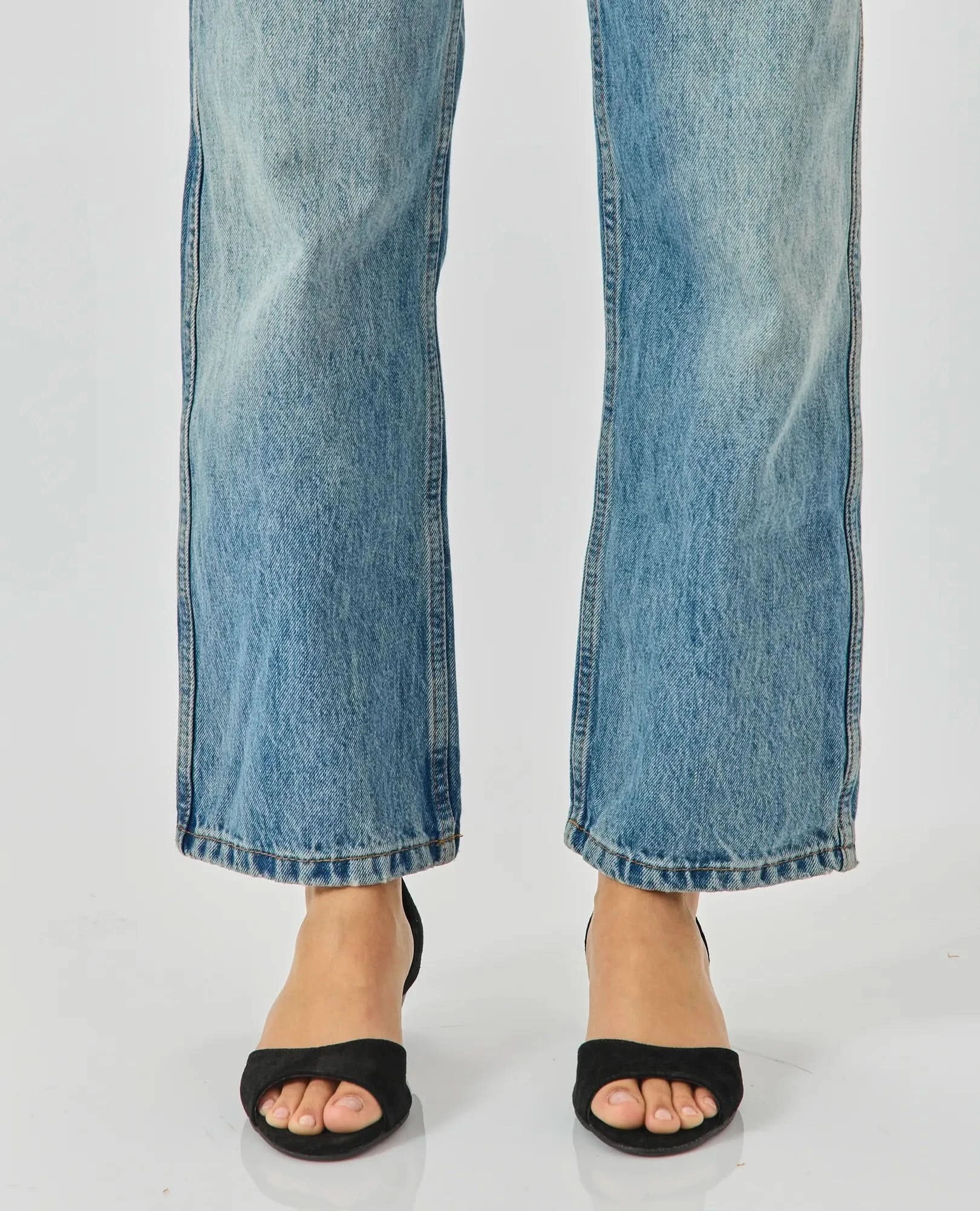 סנדלי עקב נמוך - ברוניקה - B Unique - סנדלים