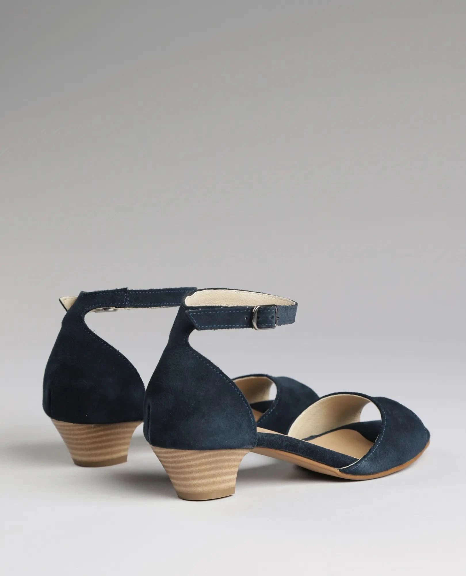 סנדלי עקב נמוך - ברוניקה - B Unique