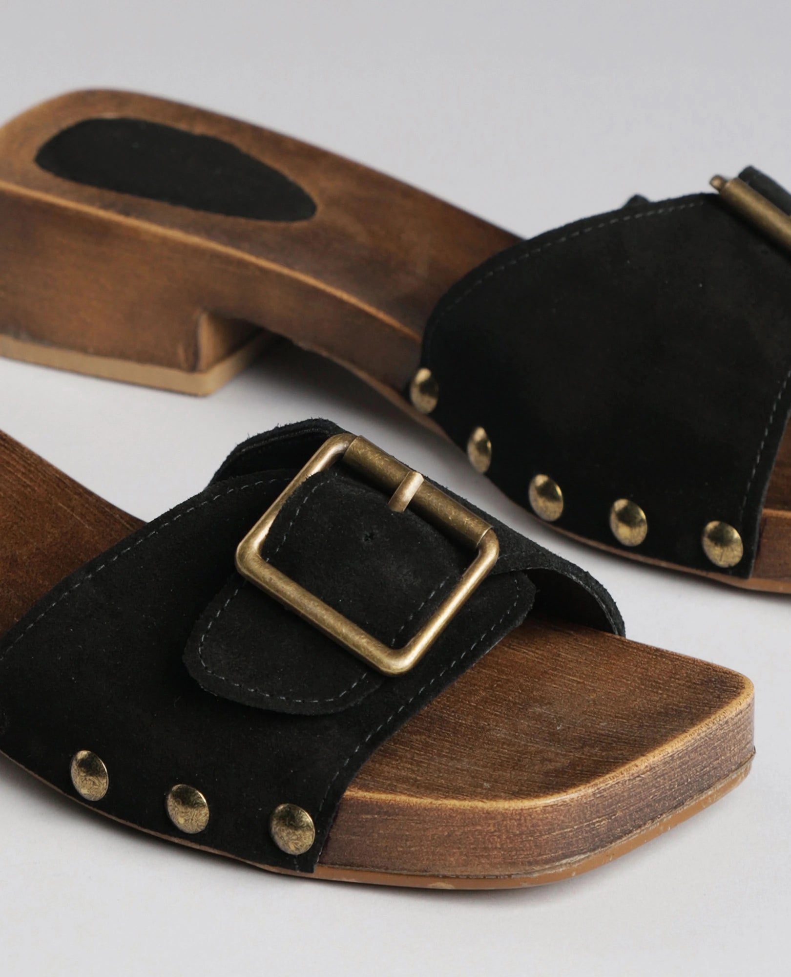 כפכפי נשים - קורנליה - B Unique