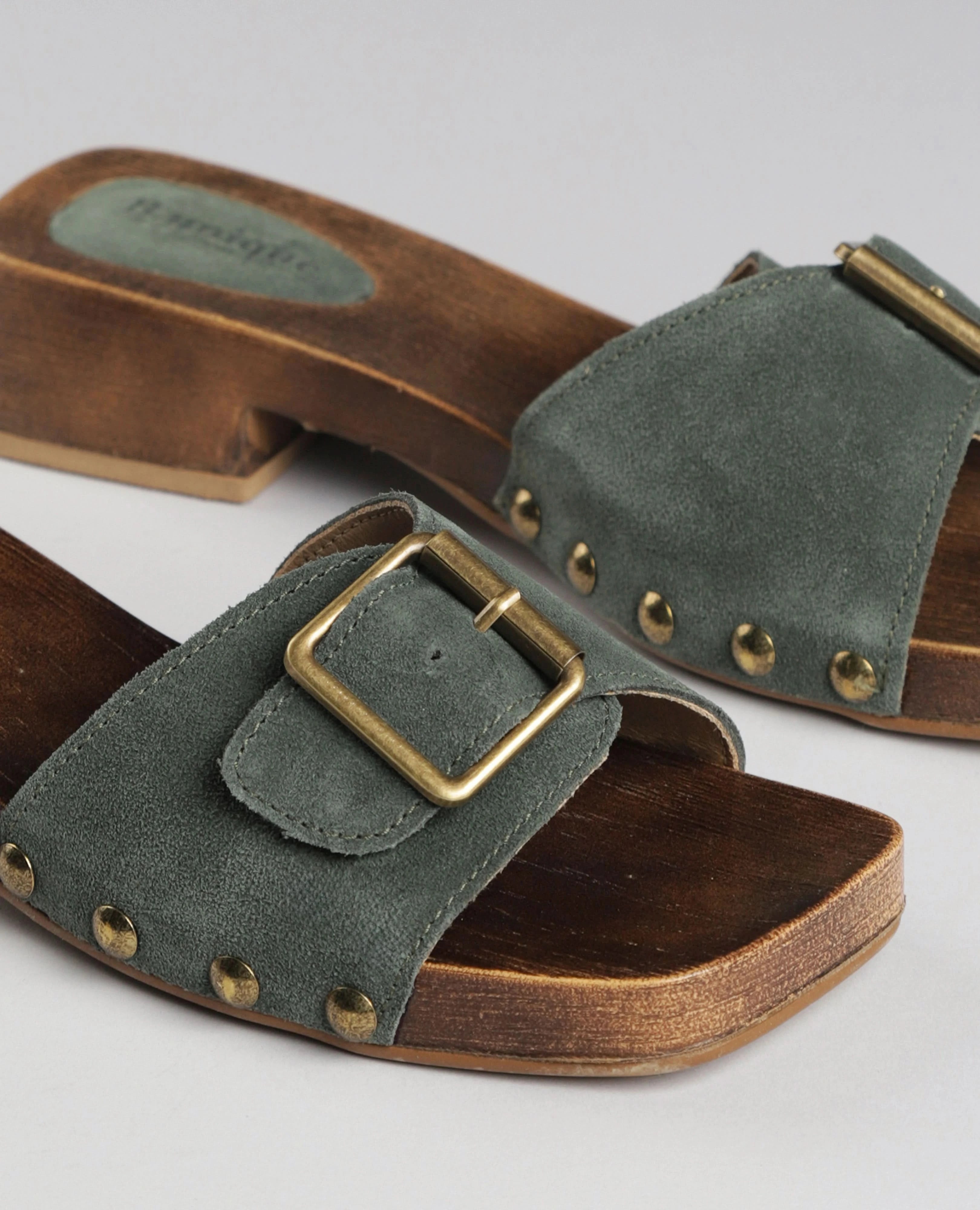 כפכפי נשים - קורנליה - B Unique