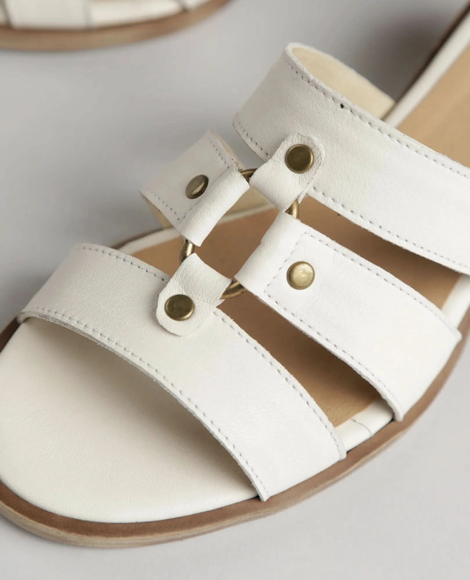 כפכפי עקב - ויולט - B Unique