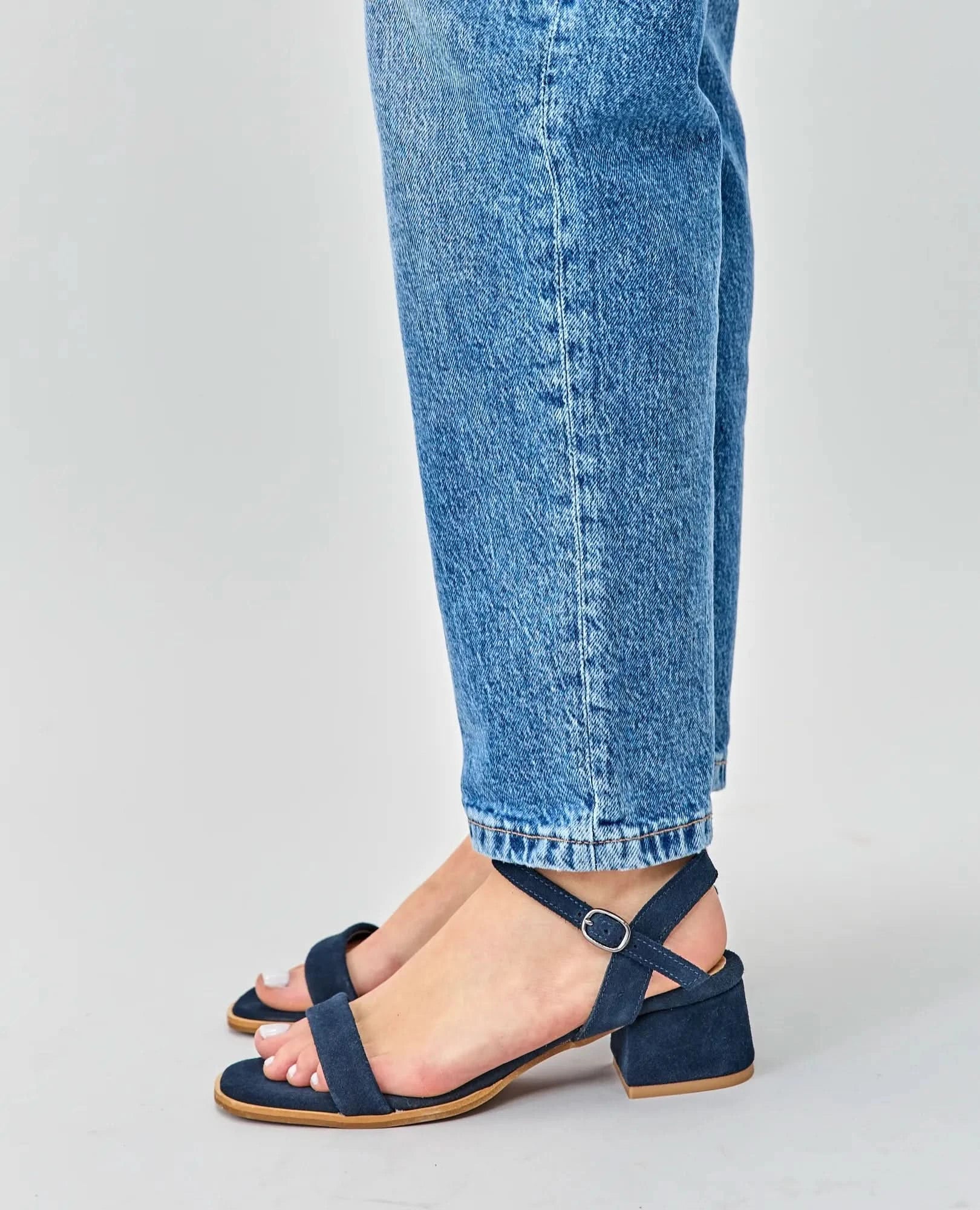 סנדלי עקב - רות - B Unique