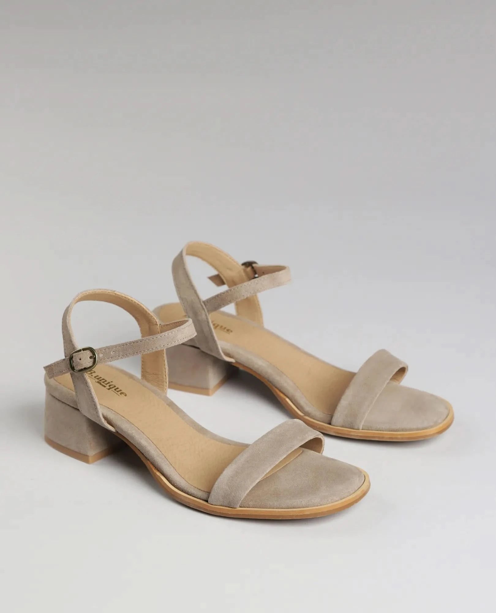 סנדלי עקב - רות - B Unique