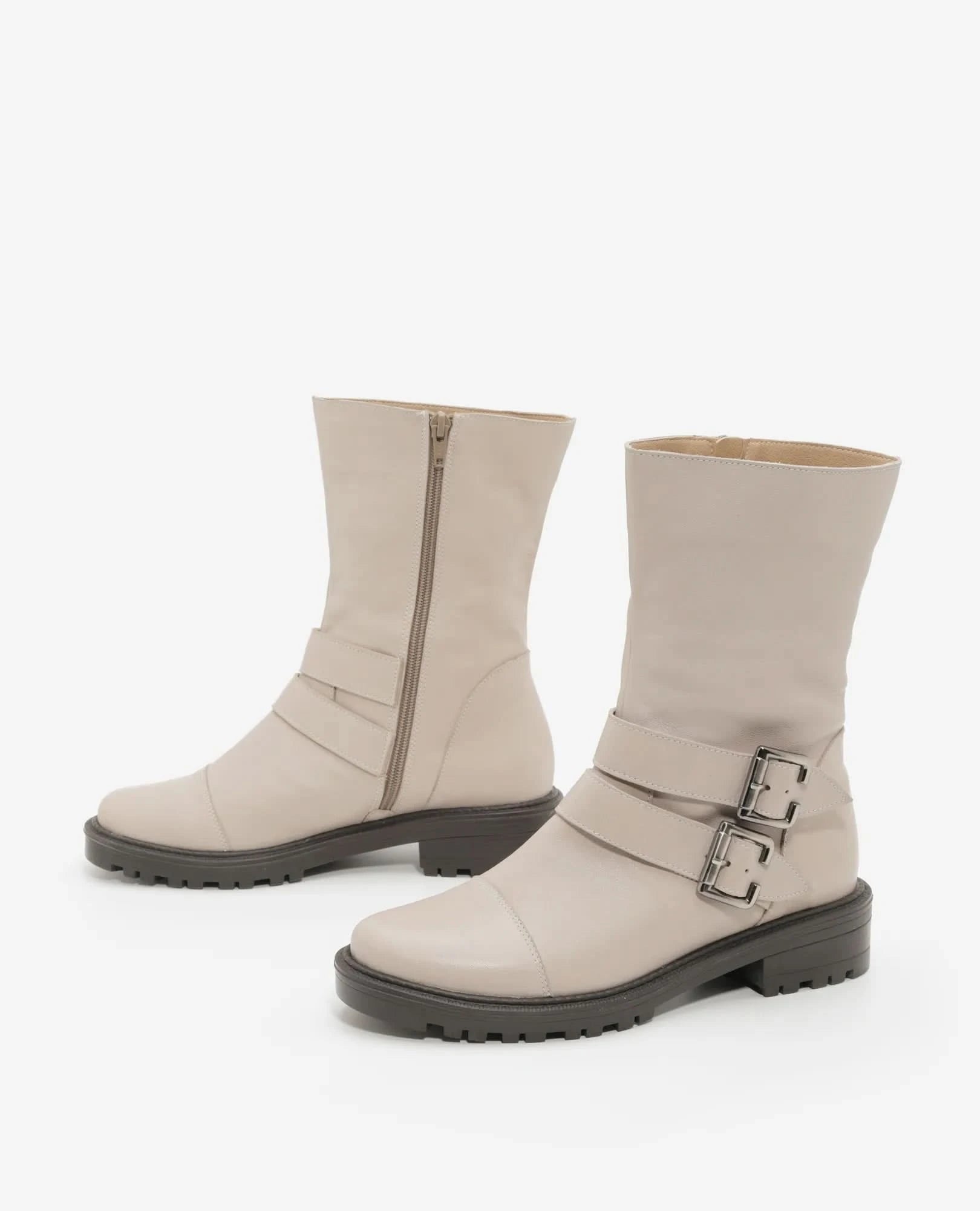 מגפוני עור עם סוליית טרקטור דגם ויויאן | מגפונים לנשים | בי יוניק