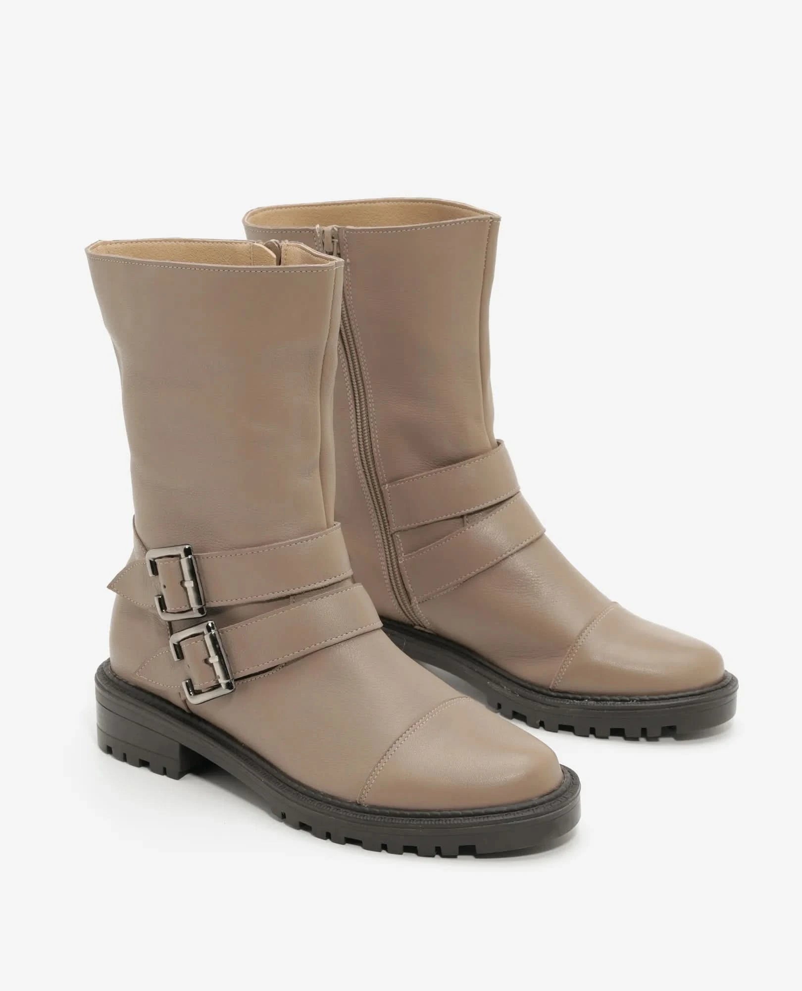 מגפוני עור עם סוליית טרקטור דגם ויויאן | מגפונים לנשים | בי יוניק