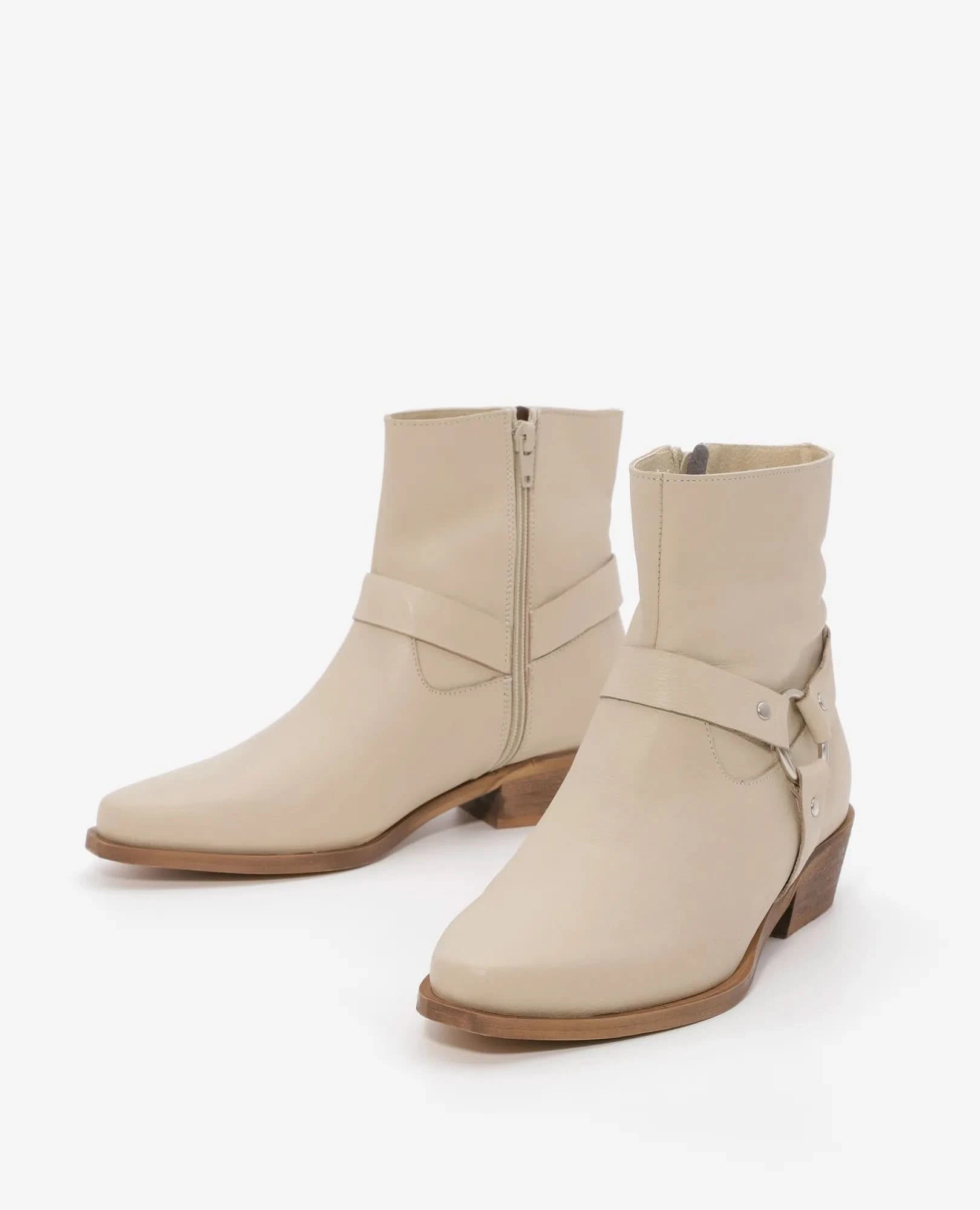 מגפוני עור איכותי בסגנון בוקרים דגם אופל- מגפונים לנשים בי יוניק