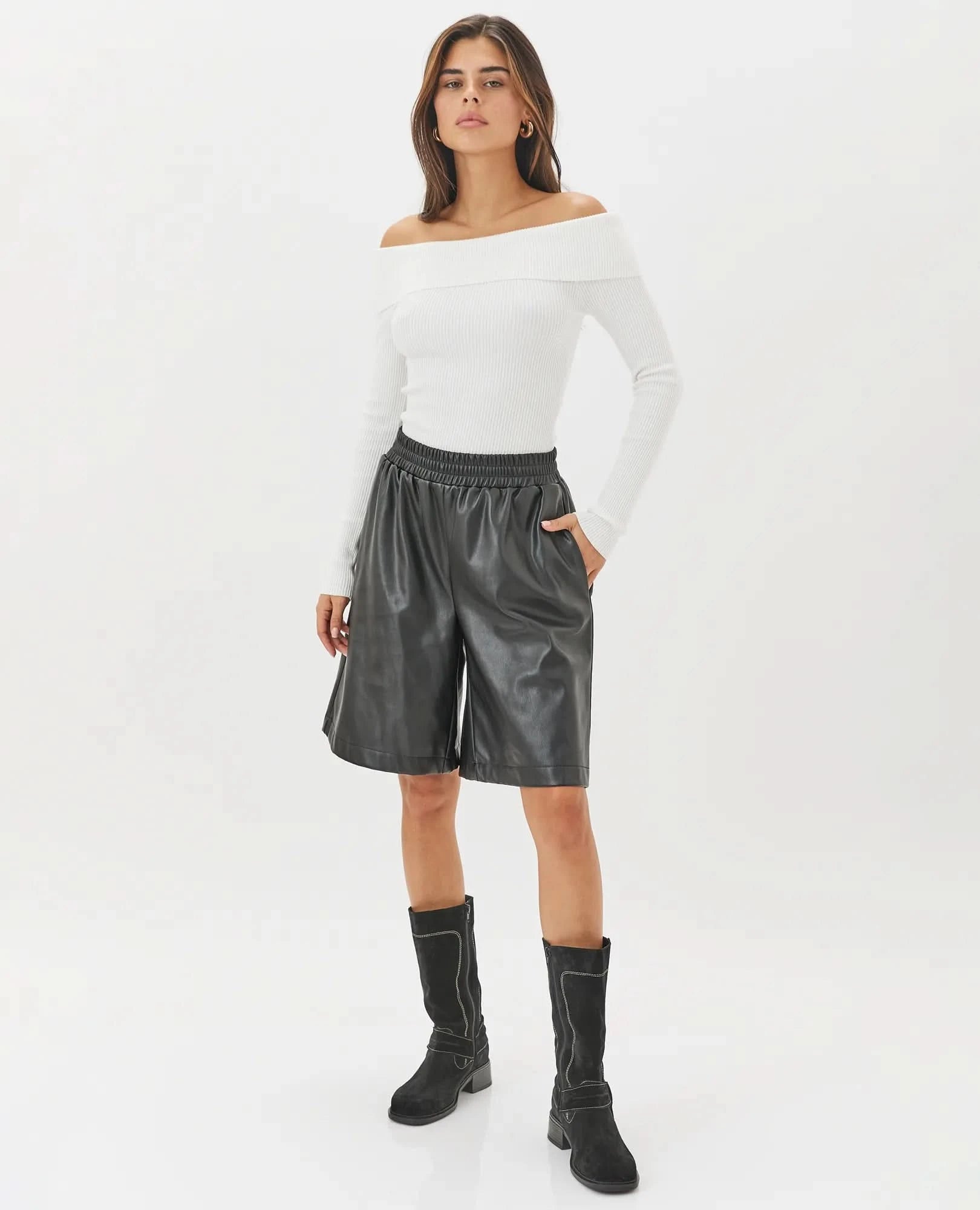 מגפיים מעור זמש בסגנון בייקר דגם ג'ניפר | מגפיים לנשים בי יוניק