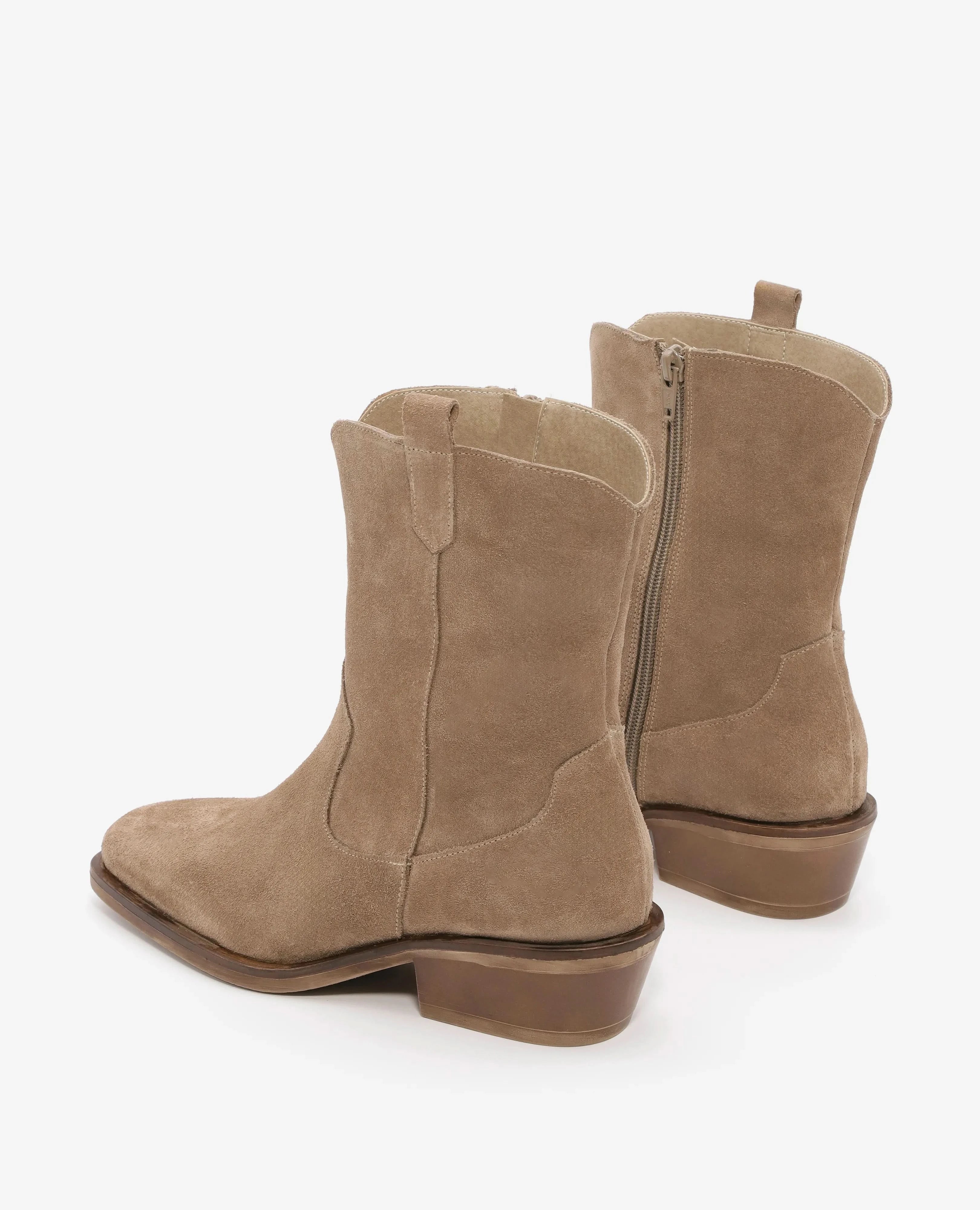 מגפוני בוקרים מעור בשילוב זמש- דגם תבור- בחנויות ובאתר בי יוניק