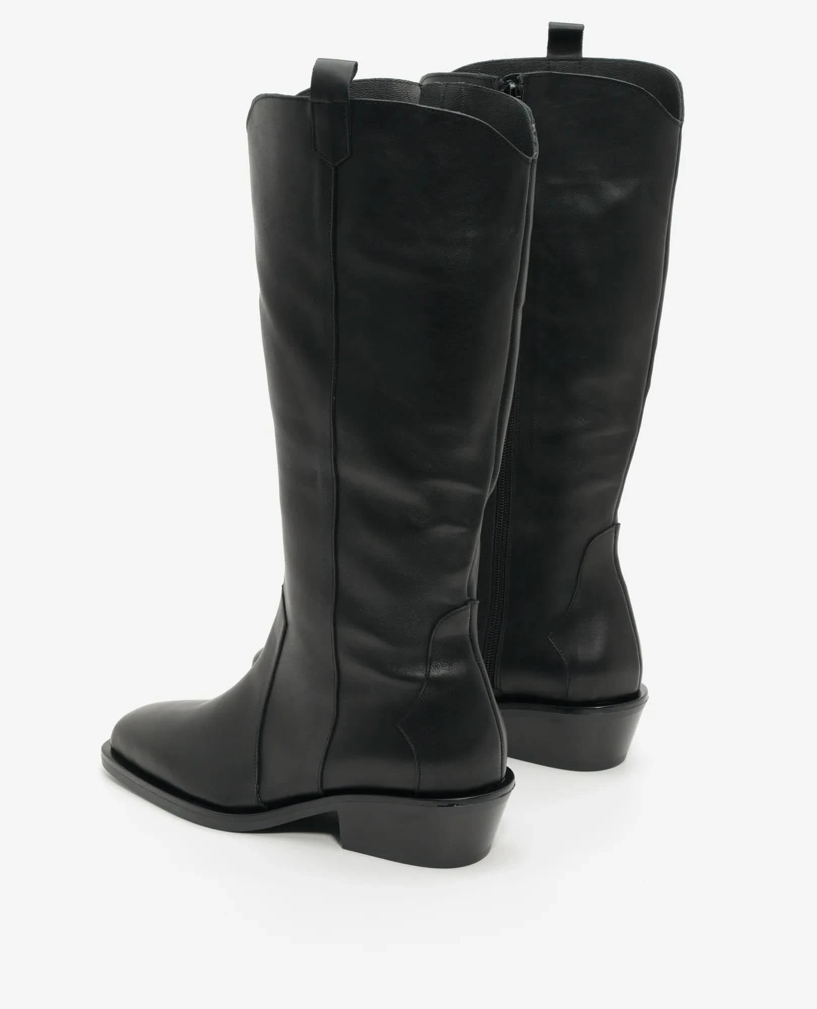 מגפי עור בעיצוב בוקרים קלאסי דגם יסמין | מגפיים לנשים בי יוניק