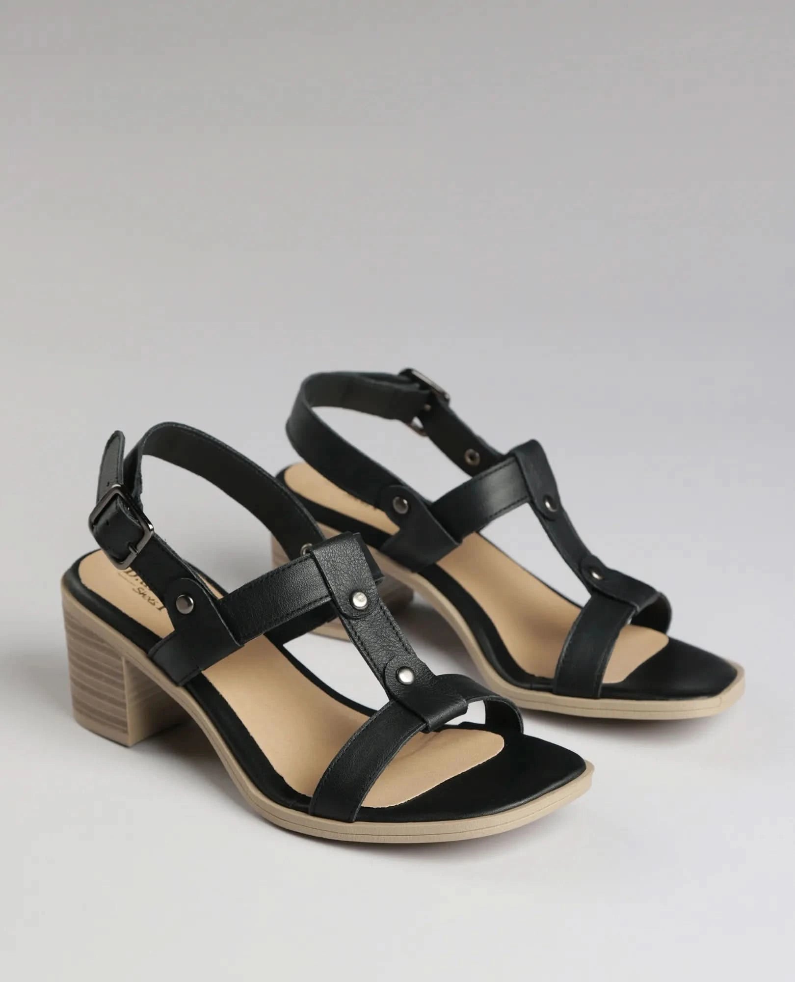 סנדלי עקב - ארת'ה - B Unique