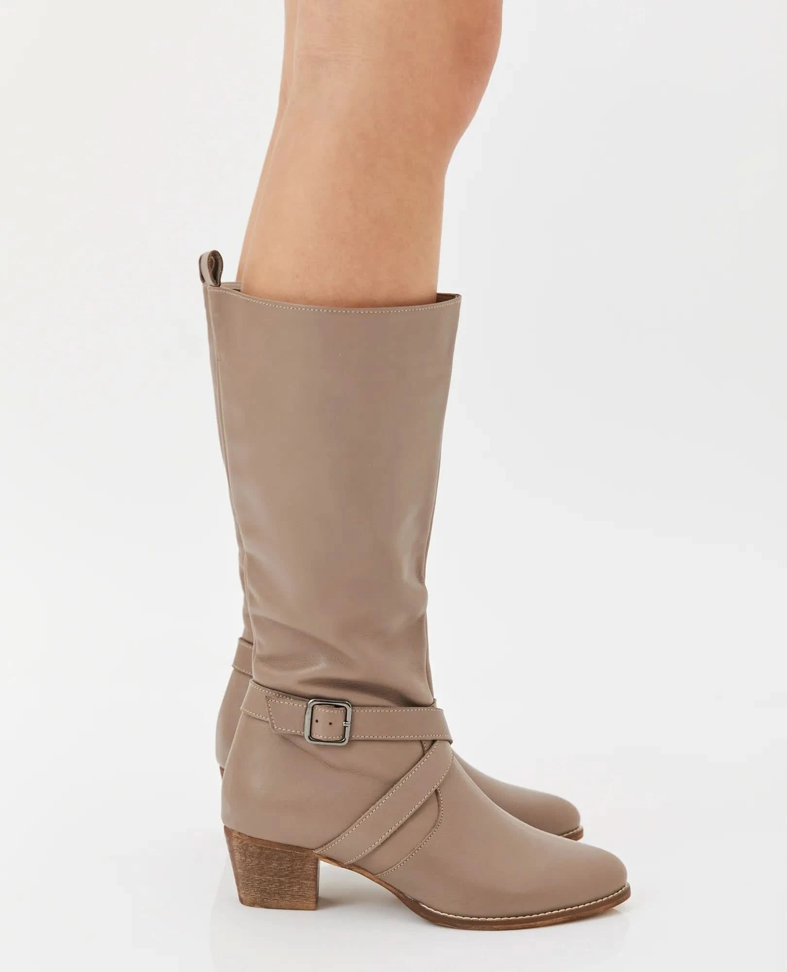 מגפי עקב לנשים דגם גייל | מגפונים לנשים מעור איכותי- בי יוניק